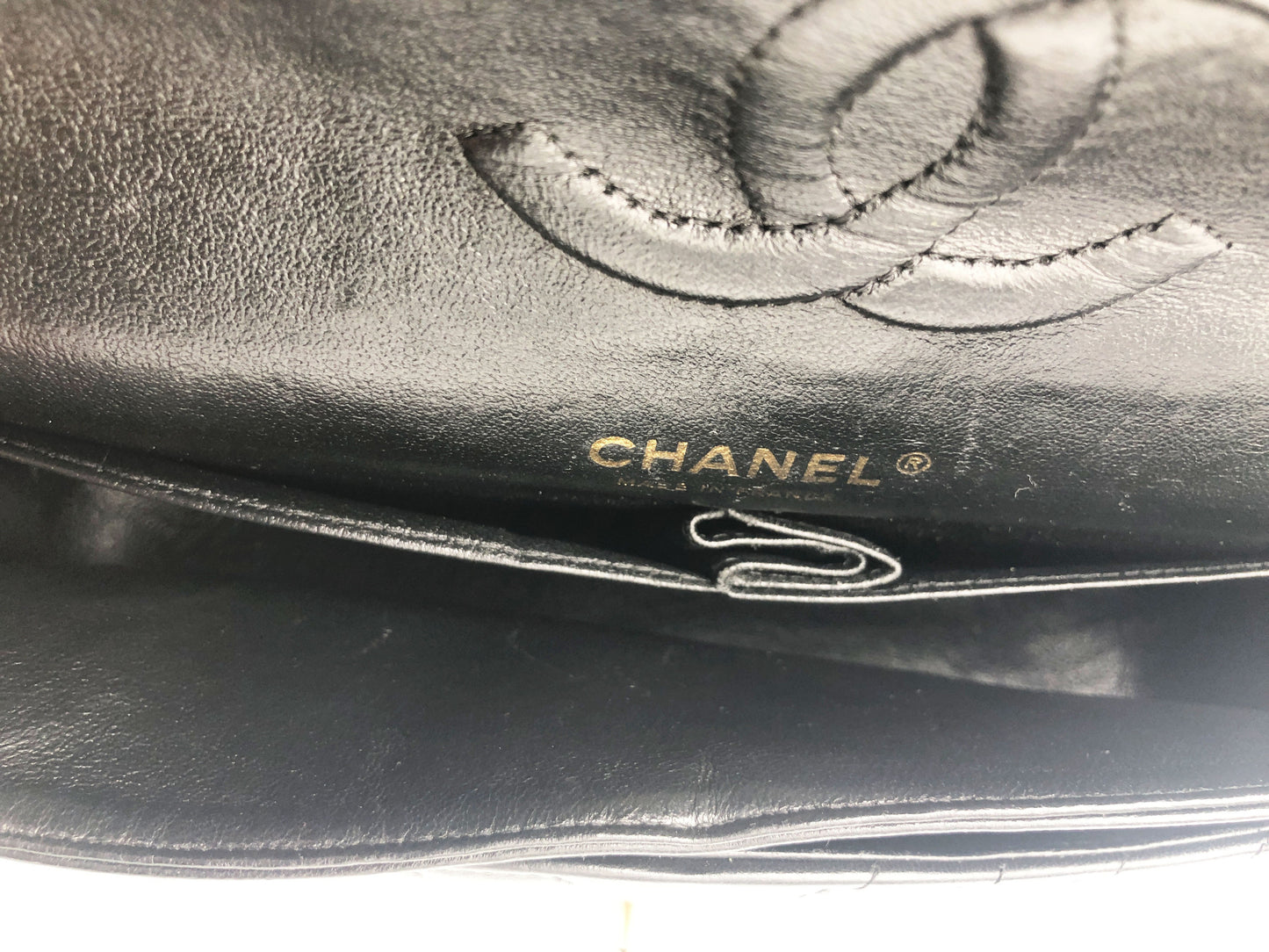 Sac Chanel Classique/Timeless medium 11.12 chevron noir