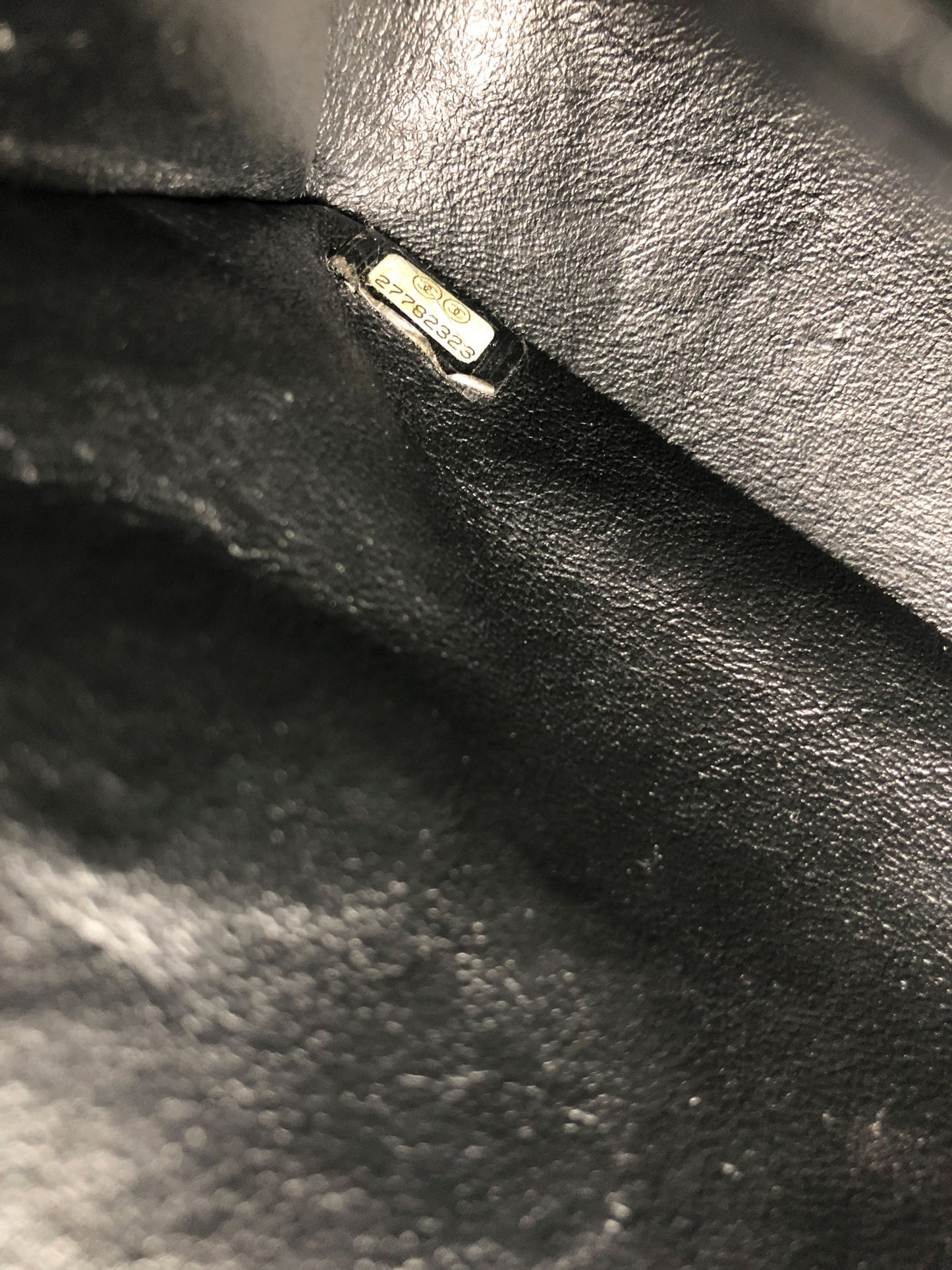 Sac Chanel Classique/Timeless medium 11.12 chevron noir