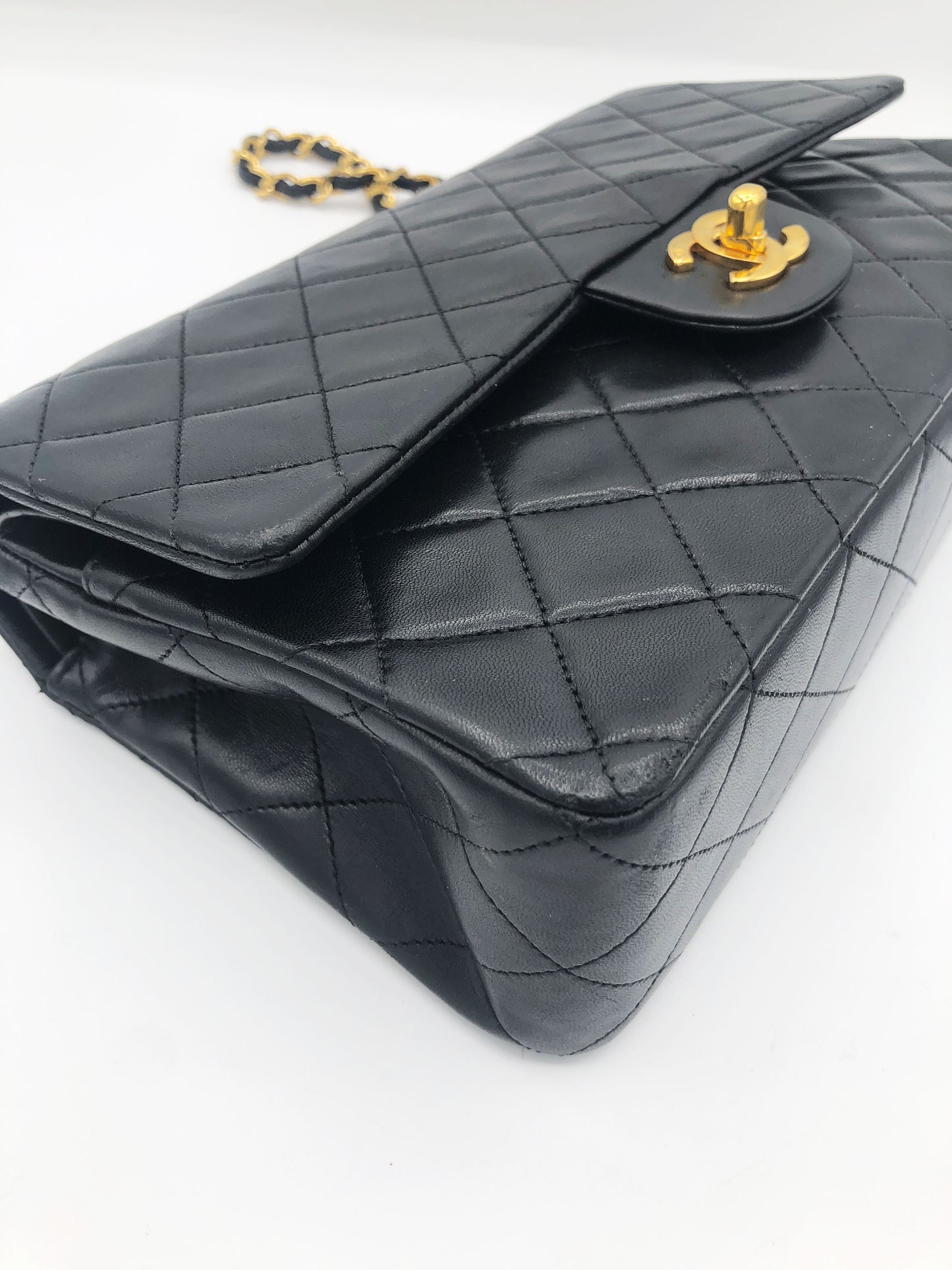 Sac Chanel Classique / Timeless 25 Vintage en cuir noir