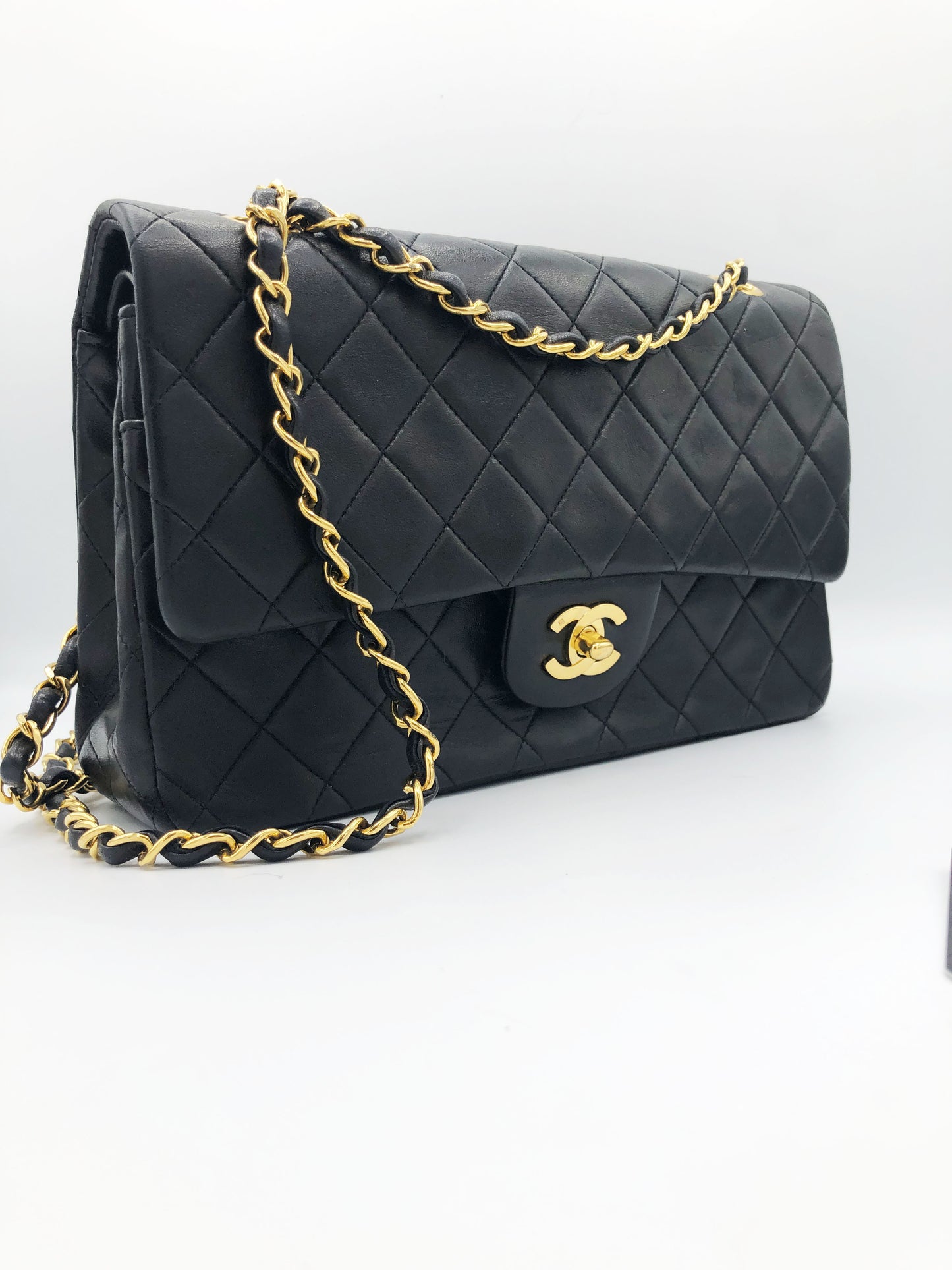 SAC CHANEL BANDOULIERE TIMELESS / CLASSIQUE AGNEAU NOIR