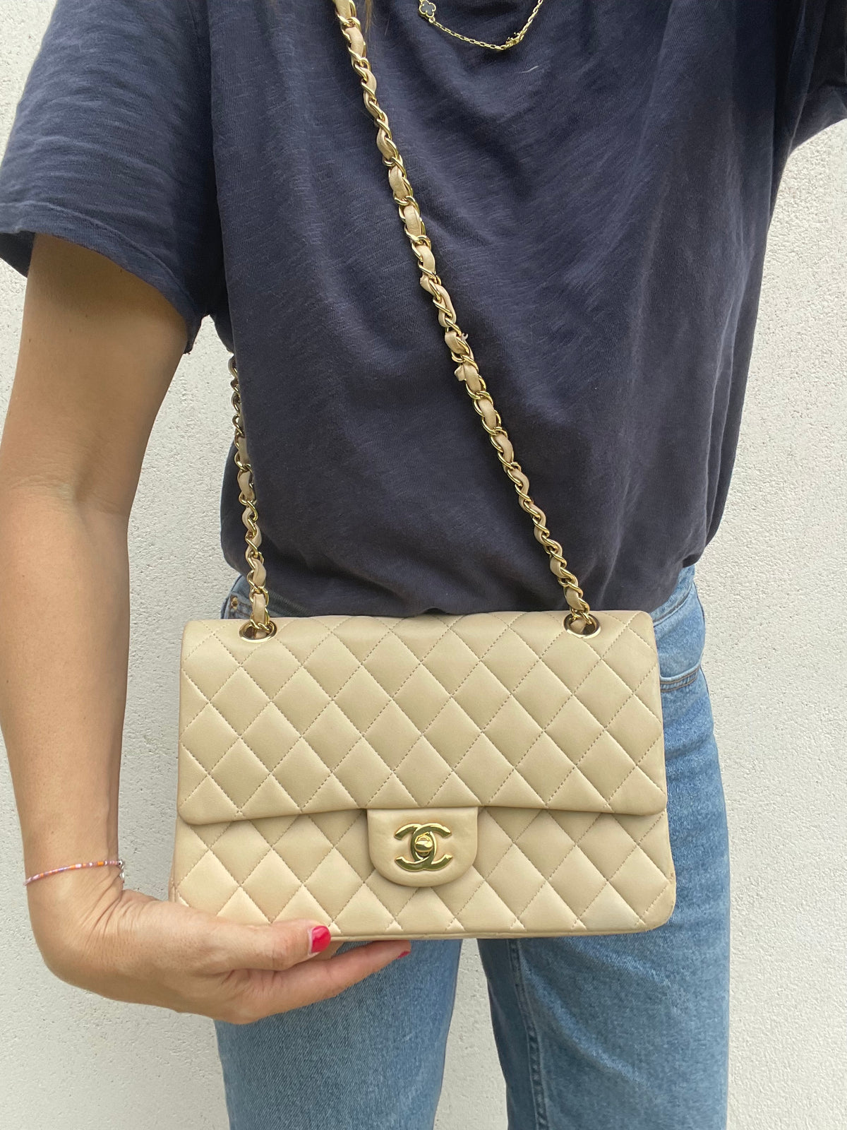 Sac Chanel Classique en cuir beige - Soline