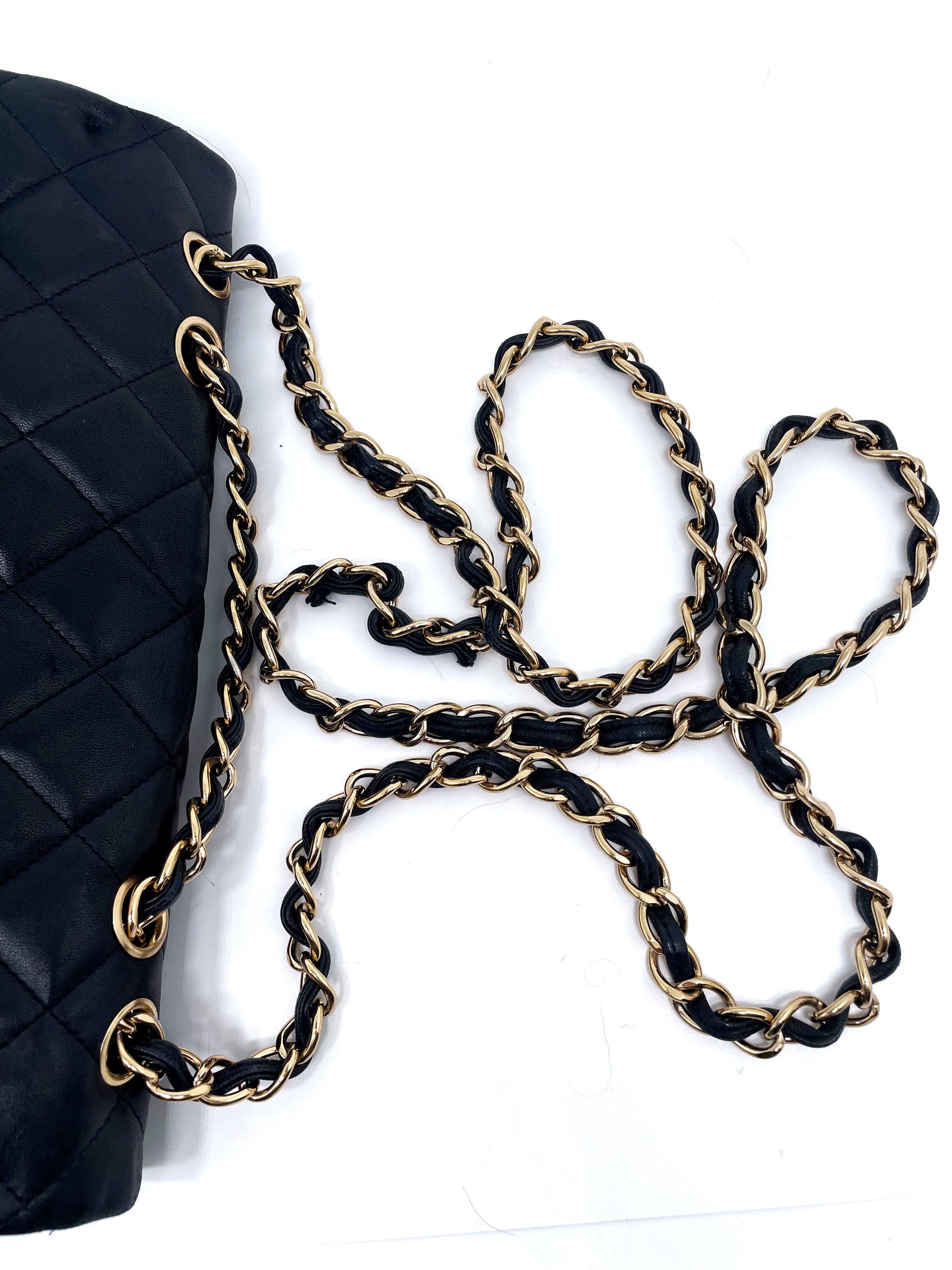 Sac à main rabat chanel Jumbo single flap en cuir noir d'agneau - Soline