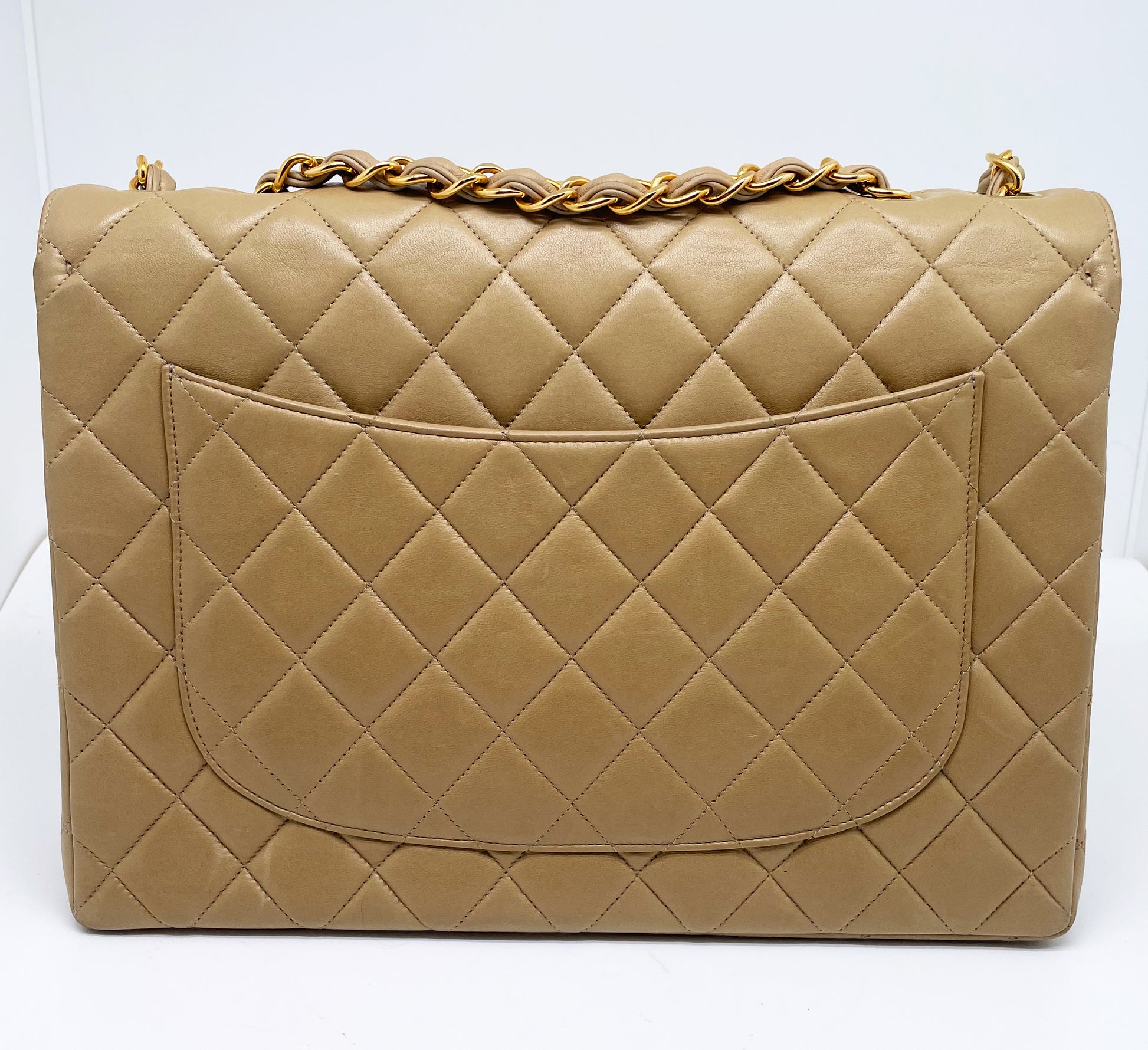 Sublime Sac à main Chanel Timeless / Classique Jumbo à rabat Beige single flap - Soline