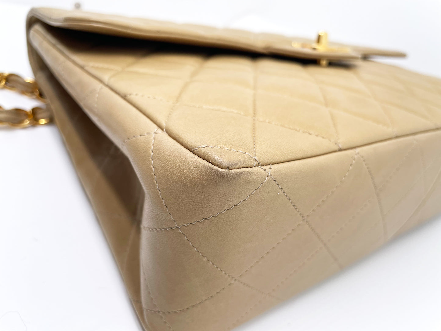 Sublime Sac à main Chanel Timeless / Classique Jumbo à rabat Beige single flap - Soline