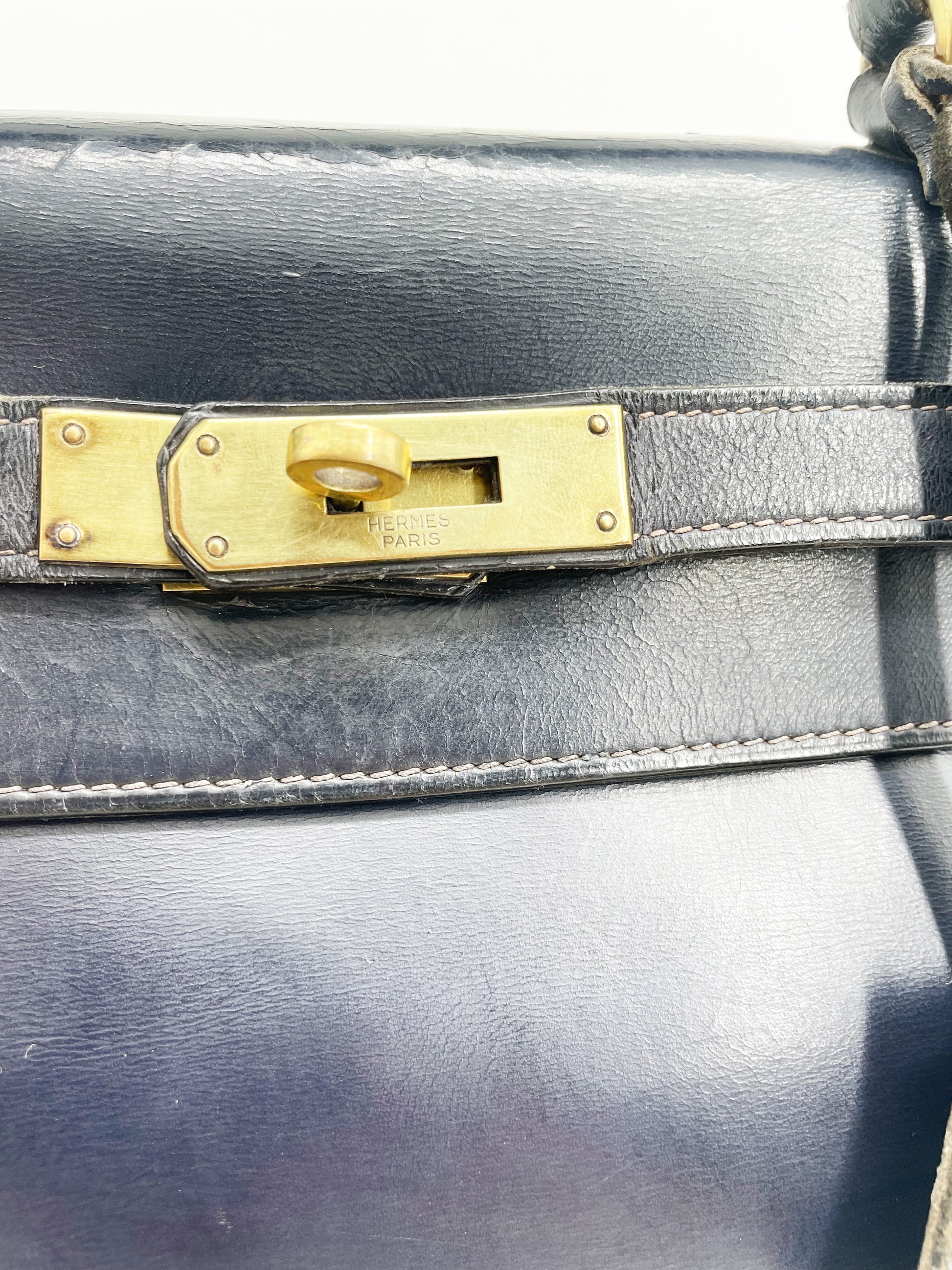 Sac Vintage Hermès Kelly 28 bleu marine en cuir de box - Soline