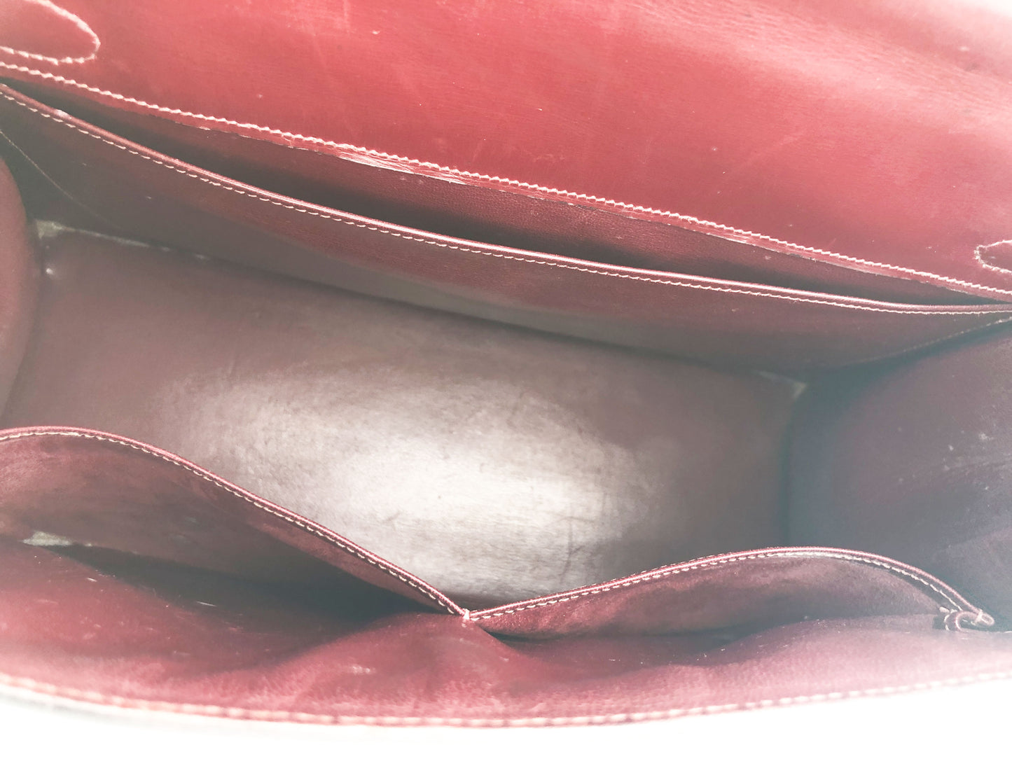 Hermès Sac Kelly 32 en cuir de box bordeaux sellier