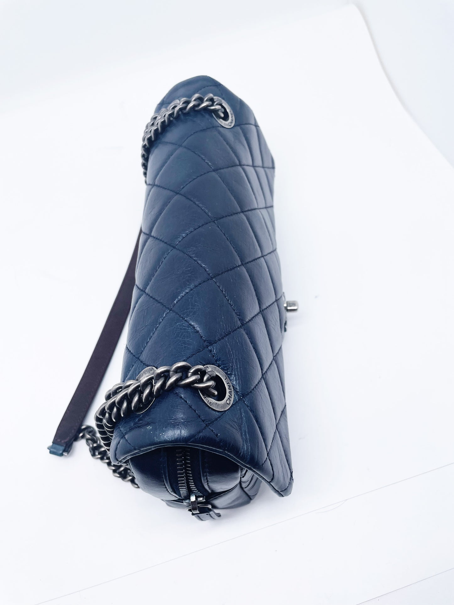 Super Sac Chanel Timeless en cuir d'agneau bleu - Soline