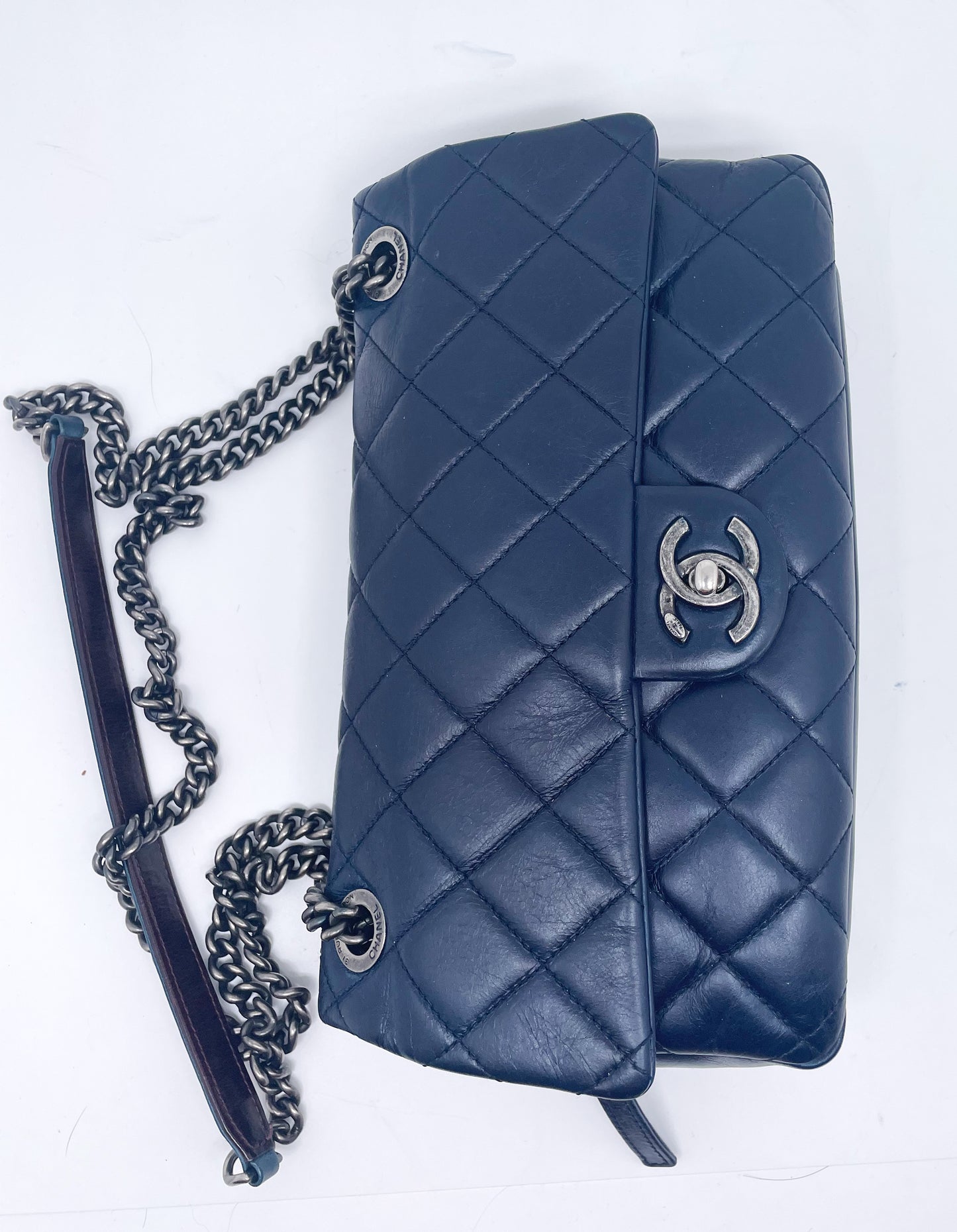 Super Sac Chanel Timeless en cuir d'agneau bleu - Soline