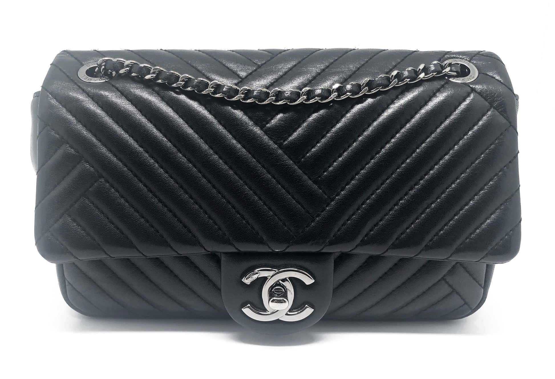 Super Sac Chanel Timeless en cuir d'agneau en motifs surpiqués Chevron asymétriques noir - Soline