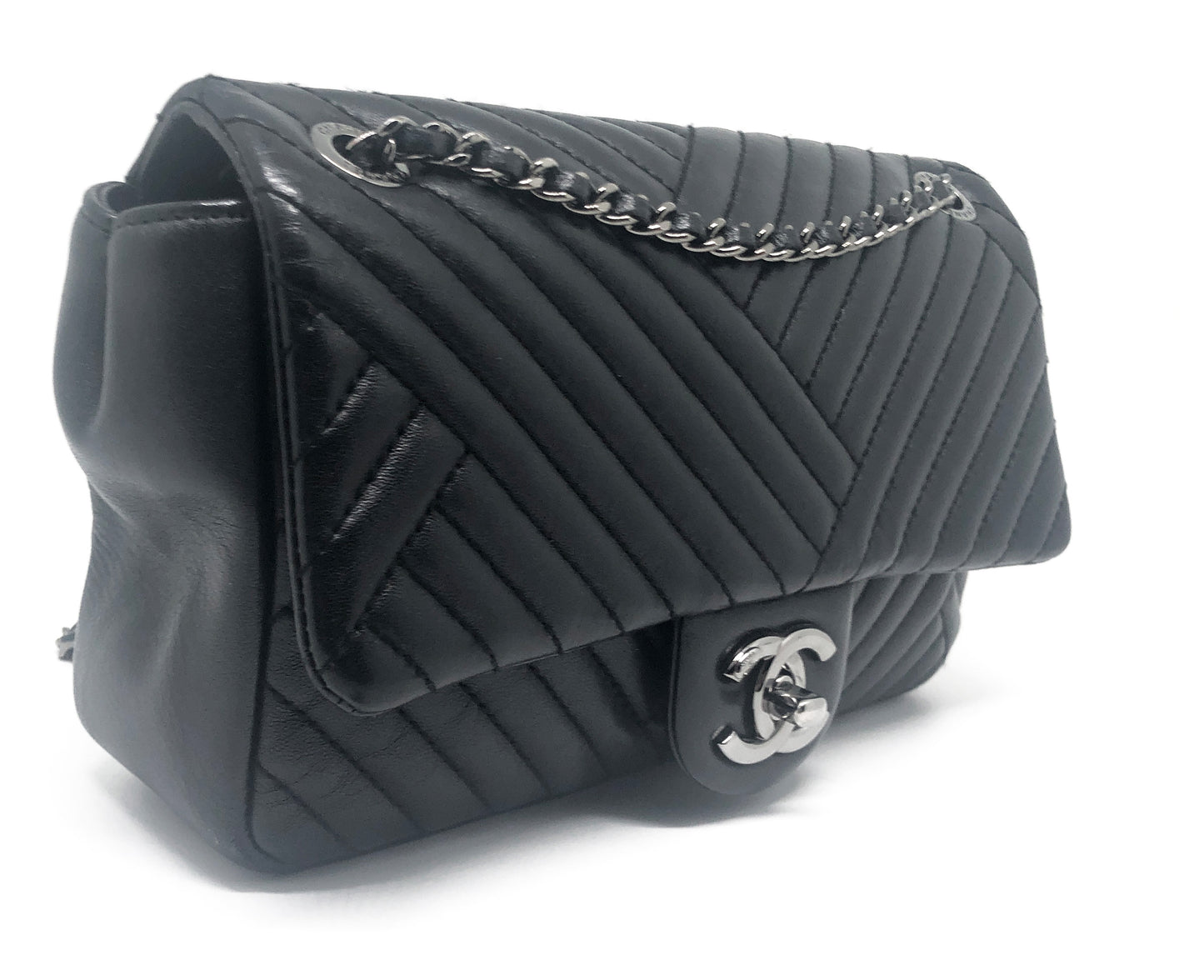 Super Sac Chanel Timeless en cuir d'agneau en motifs surpiqués Chevron asymétriques noir - Soline
