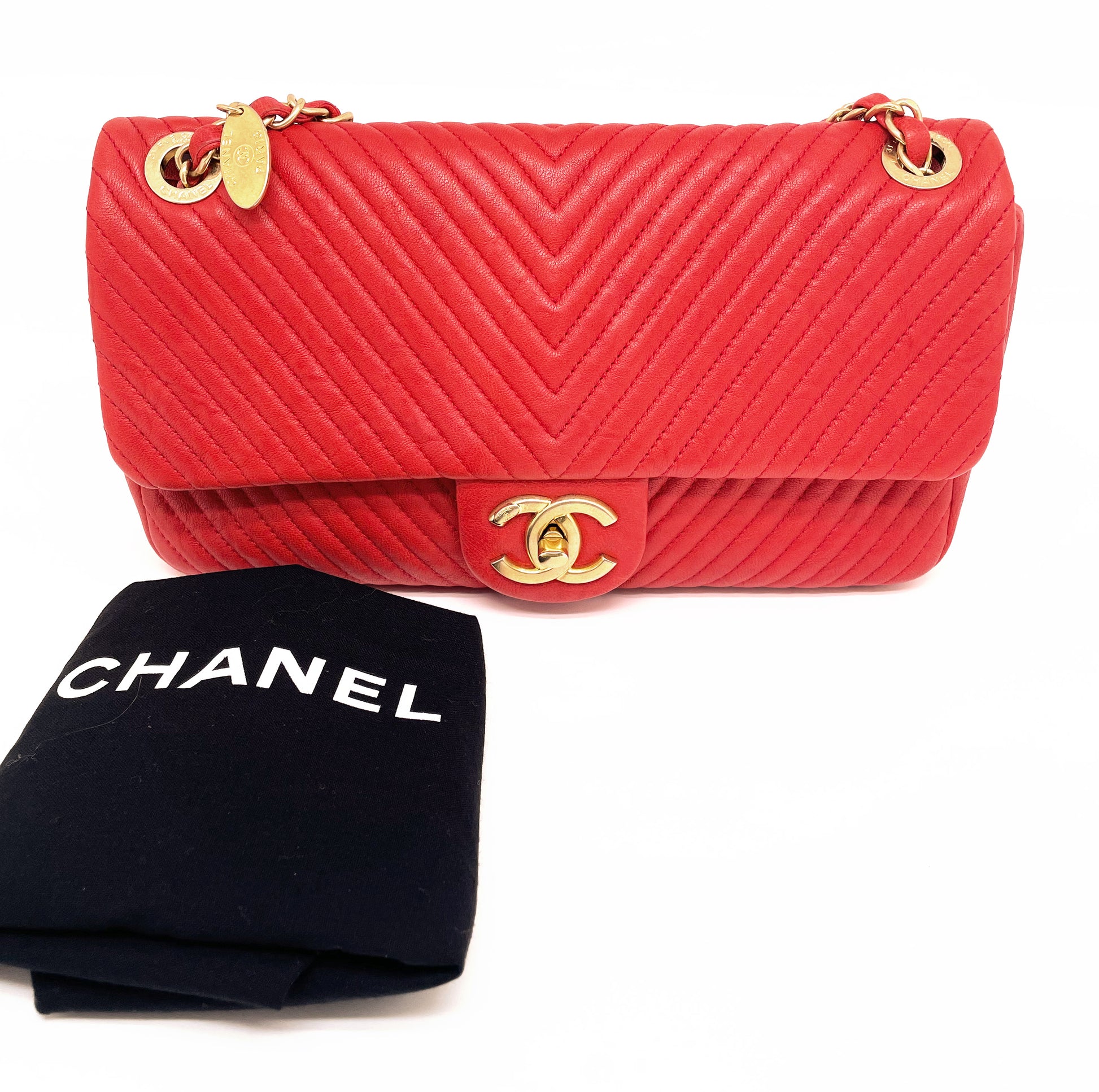 Superbe Sac Chanel Classique  27 cm en cuir et motif Chevron Rouge - Soline
