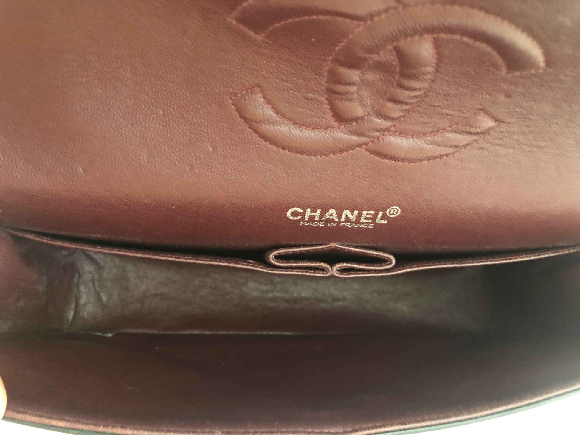 Sac Chanel Timeless médium 25 cm à double rabat en cuir d'agneau matelassé noir - Soline