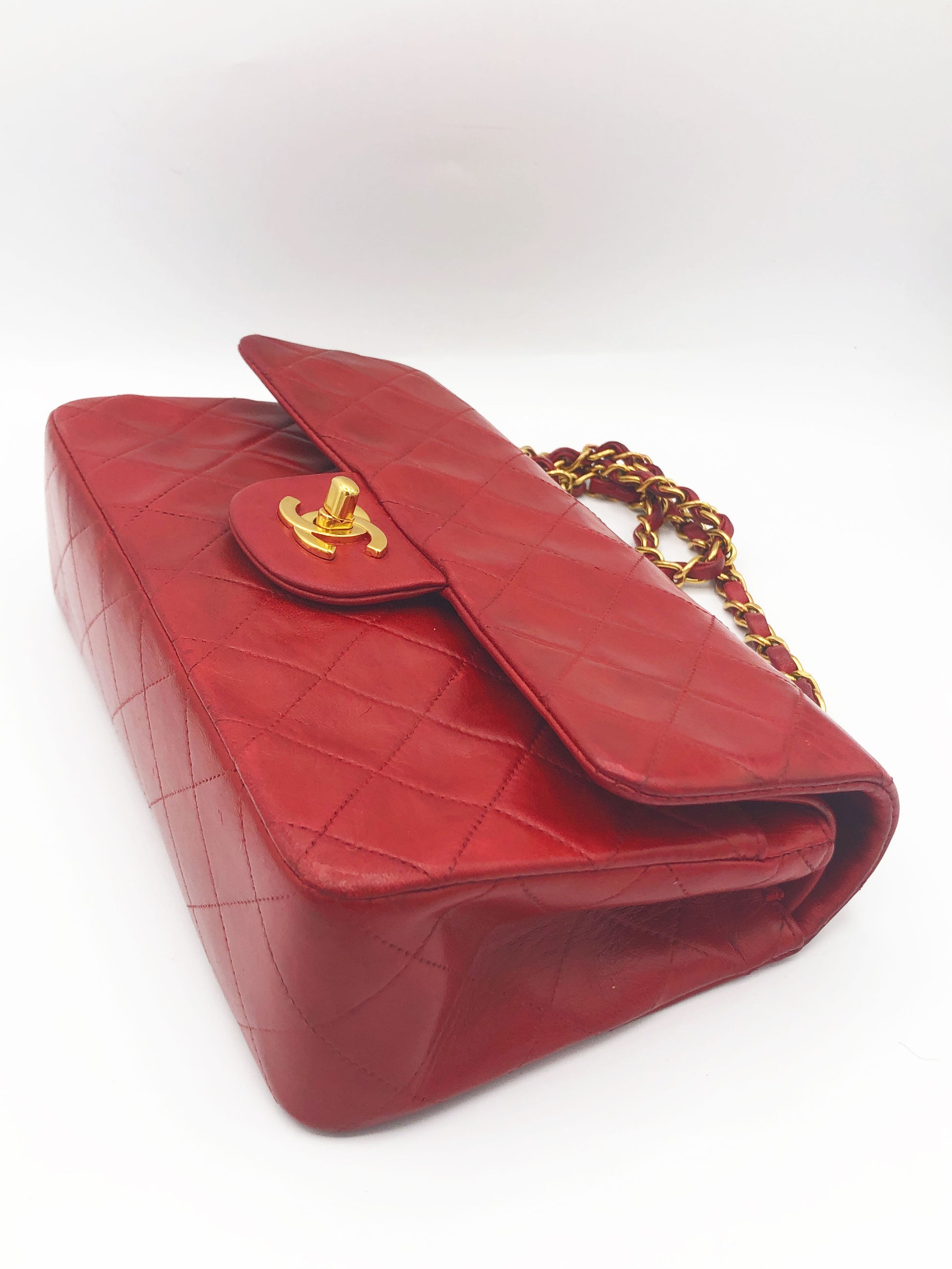 SAC CHANEL BANDOULIERE TIMELESS CLASSIC AGNEAU ROUGE VINTAGE