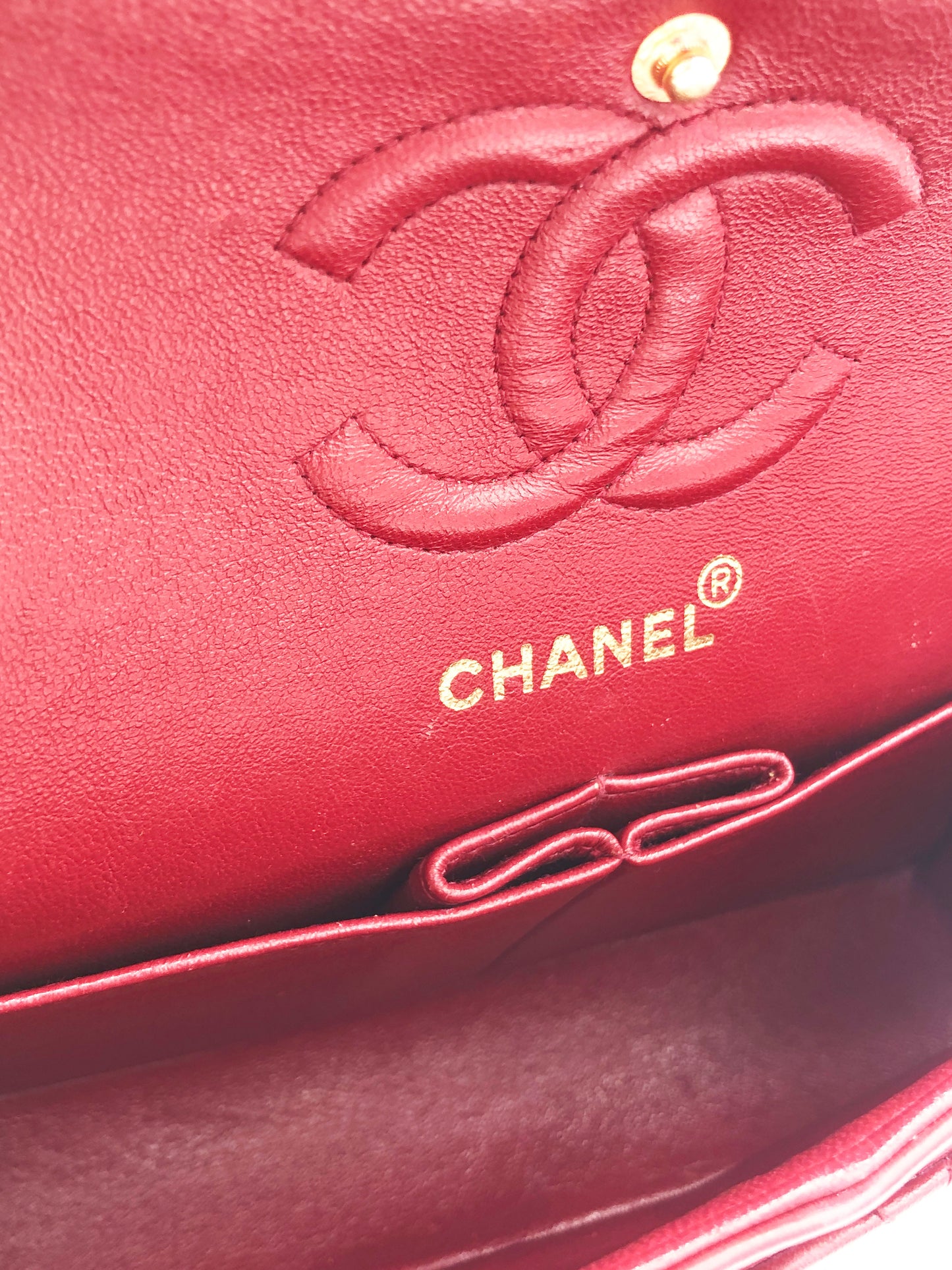 SAC CHANEL BANDOULIERE TIMELESS CLASSIC AGNEAU ROUGE VINTAGE