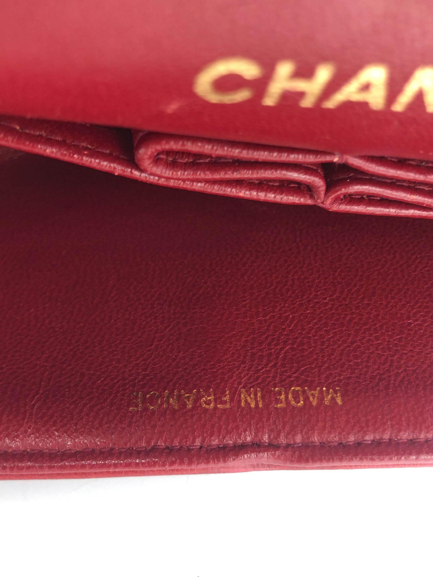 SAC CHANEL BANDOULIERE TIMELESS CLASSIC AGNEAU ROUGE VINTAGE