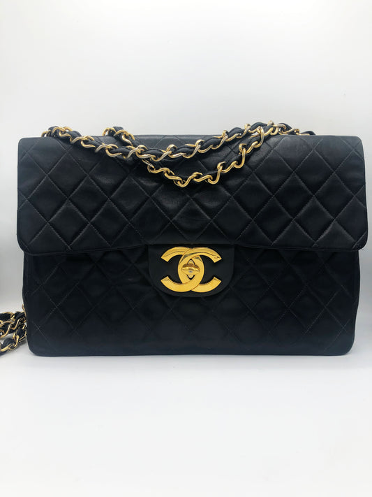 Sac chanel Maxi Jumbo noir timeless