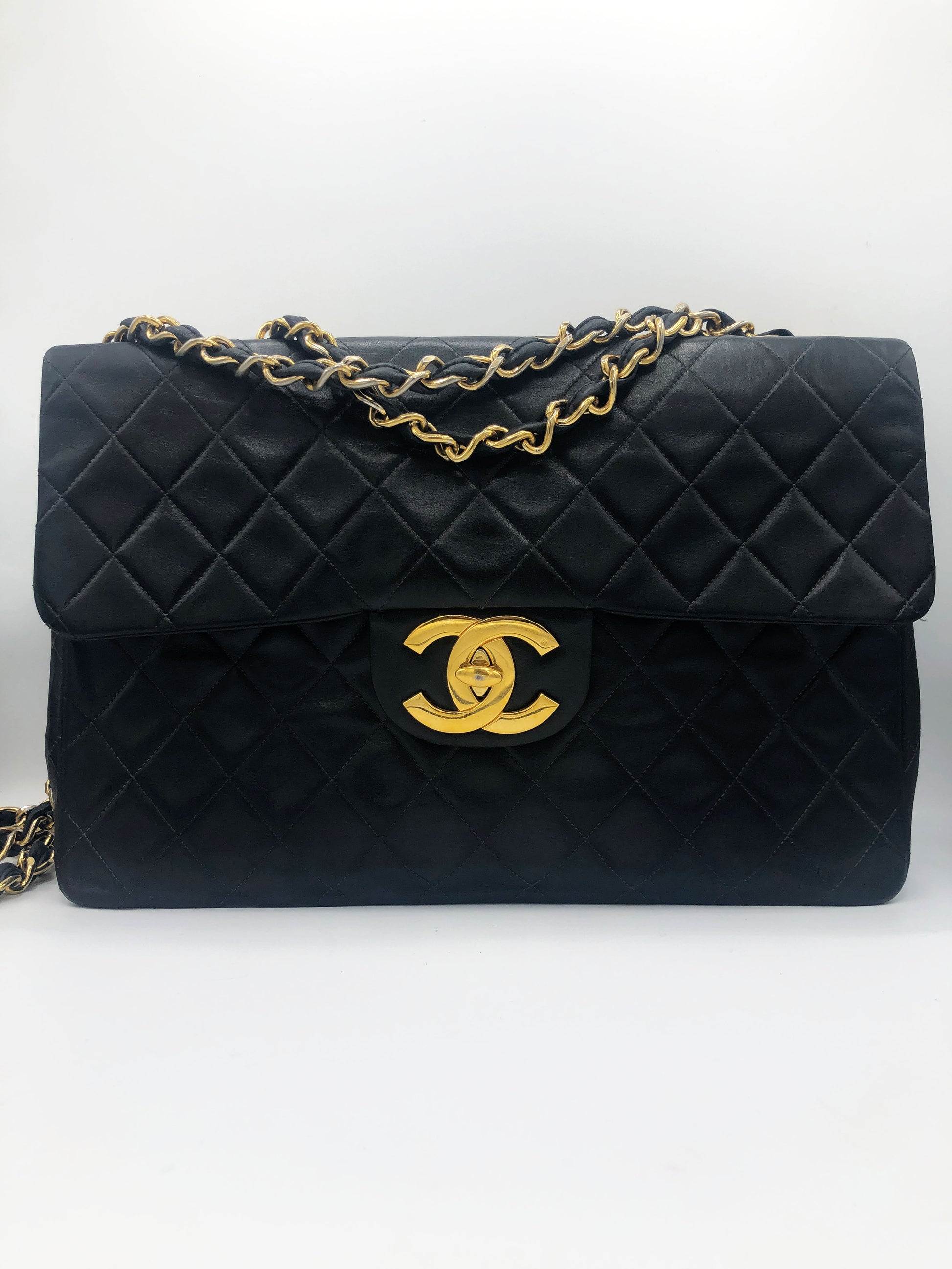 Sac chanel Maxi Jumbo noir timeless