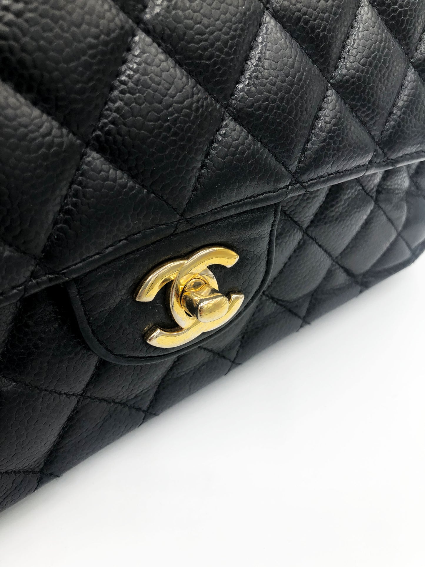 chanel medium