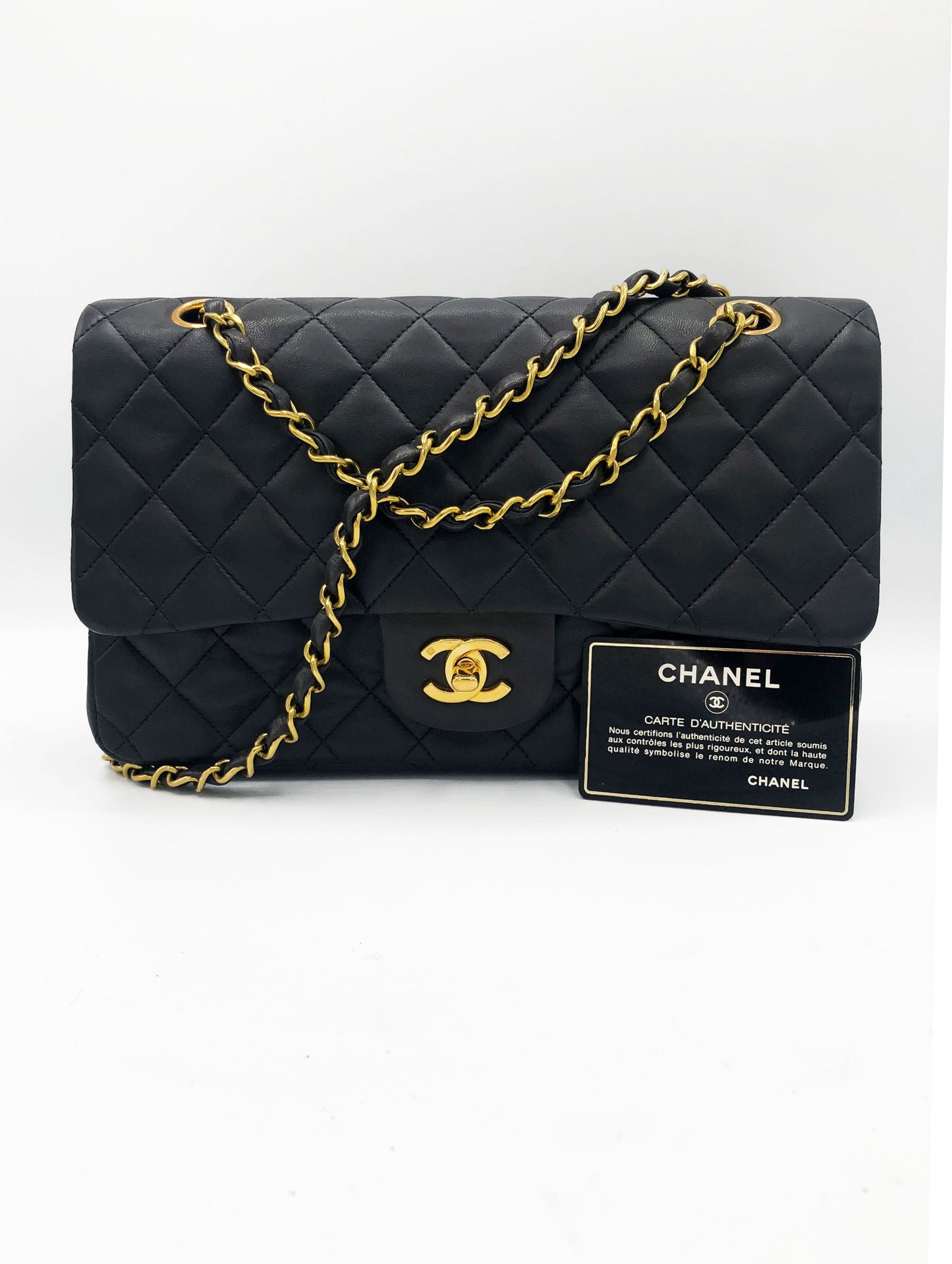 Timeless Chanel noir
