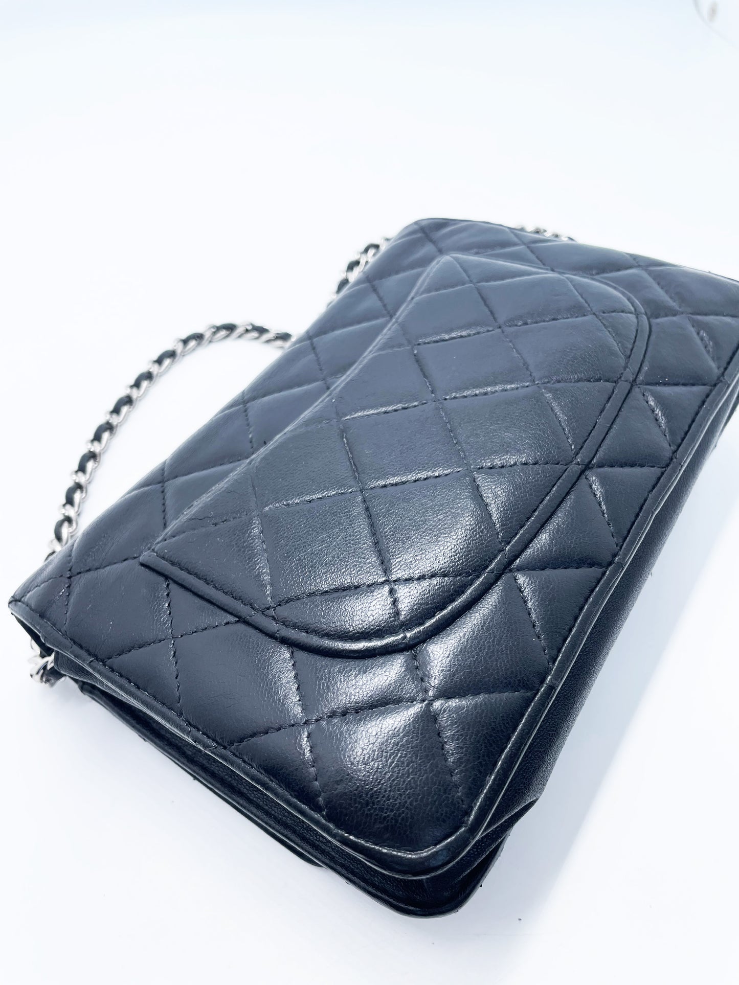 Sac Chanel bandoulière wallet on chain (woc) en cuir noir - Soline
