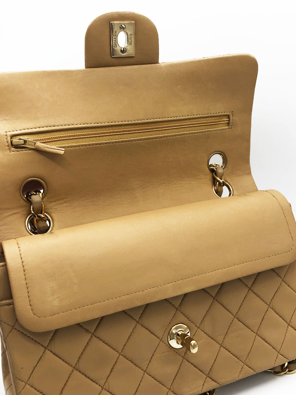 SAC CHANEL Timeless/Classique en Cuir Beige