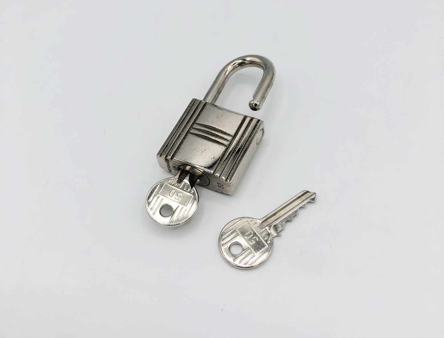 cadenas et clés hermes