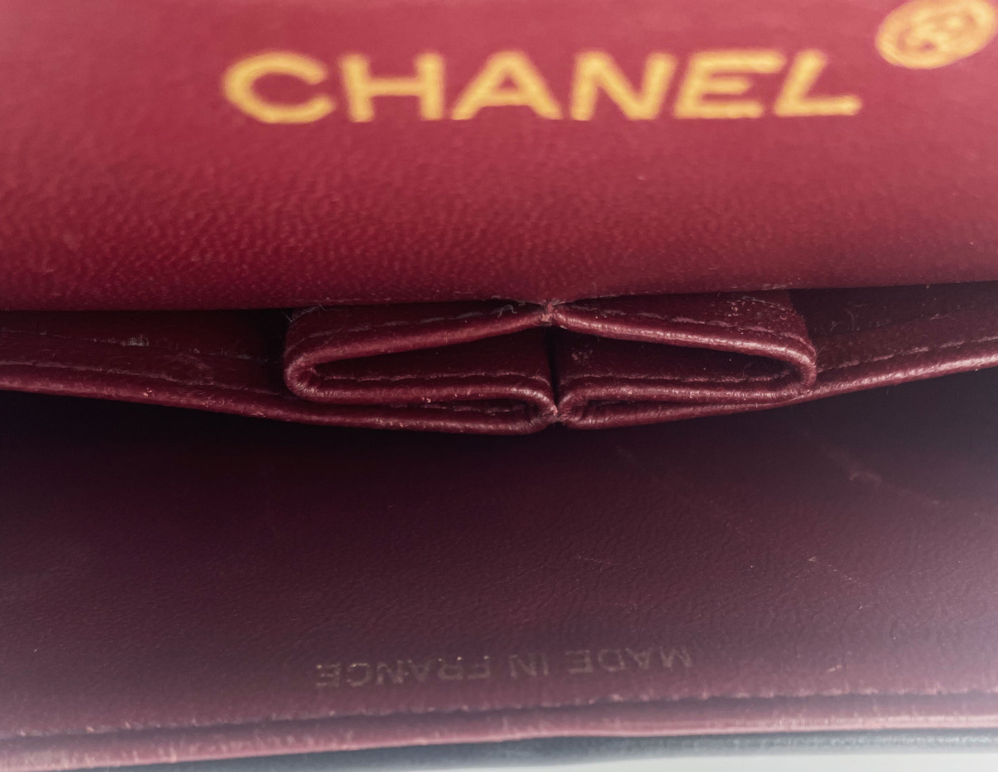 chanel classique noir