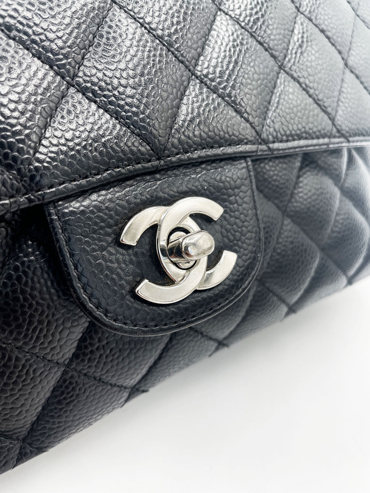 Sac Chanel Classique veau grainé & métal argenté noir - Soline
