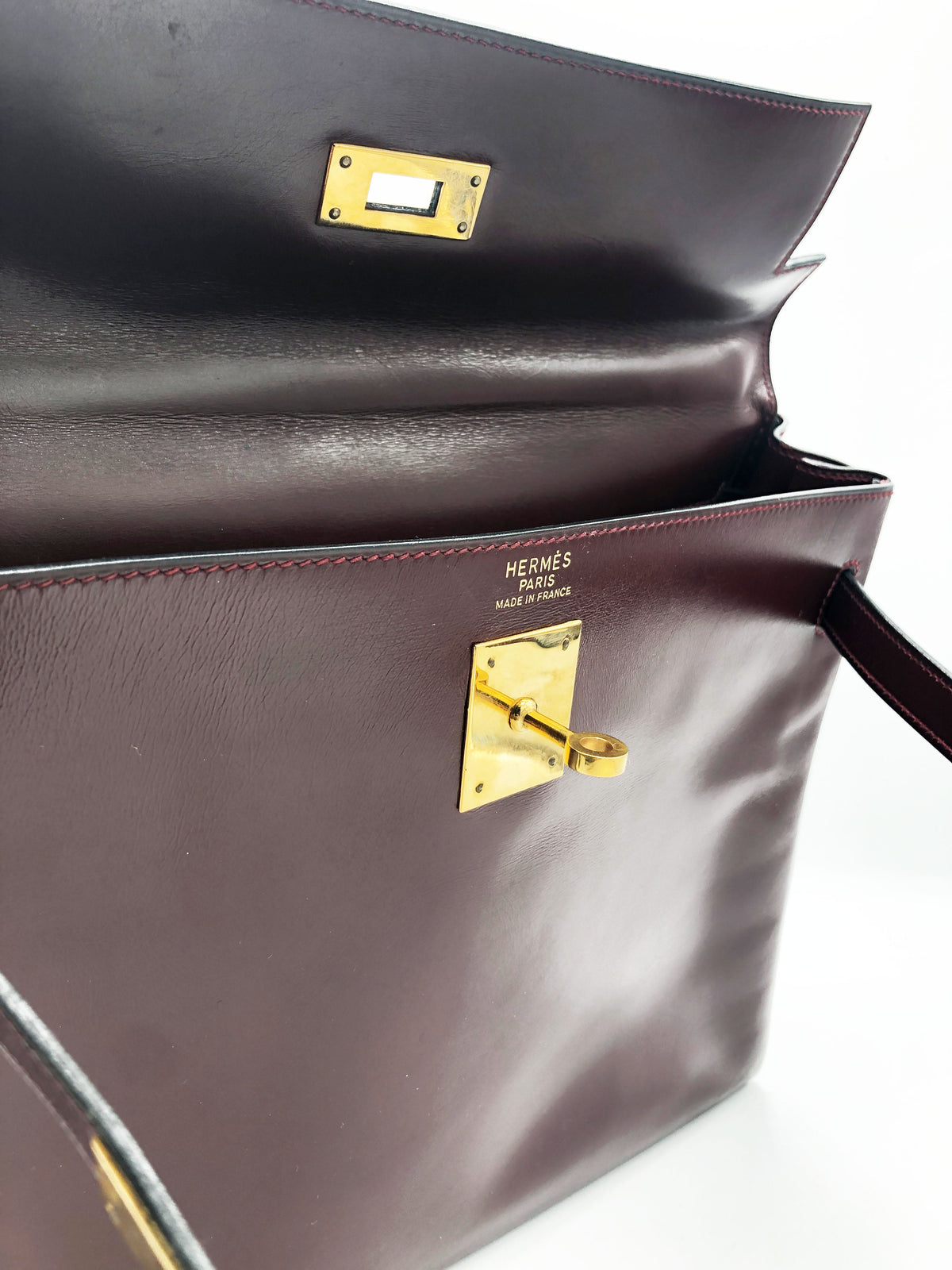 Sac Hermès Kelly 32 en cuir de box bordeaux - Soline
