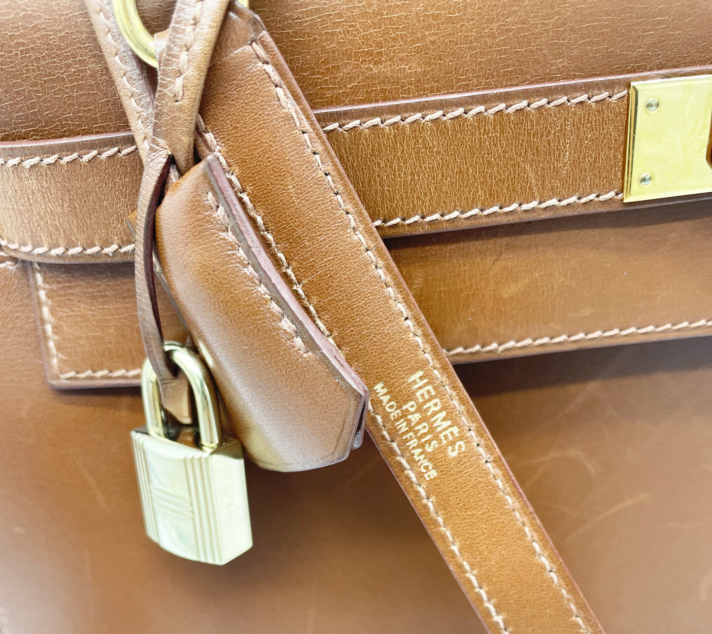 Hermes Kelly bag in hazelnut box leather 32cm