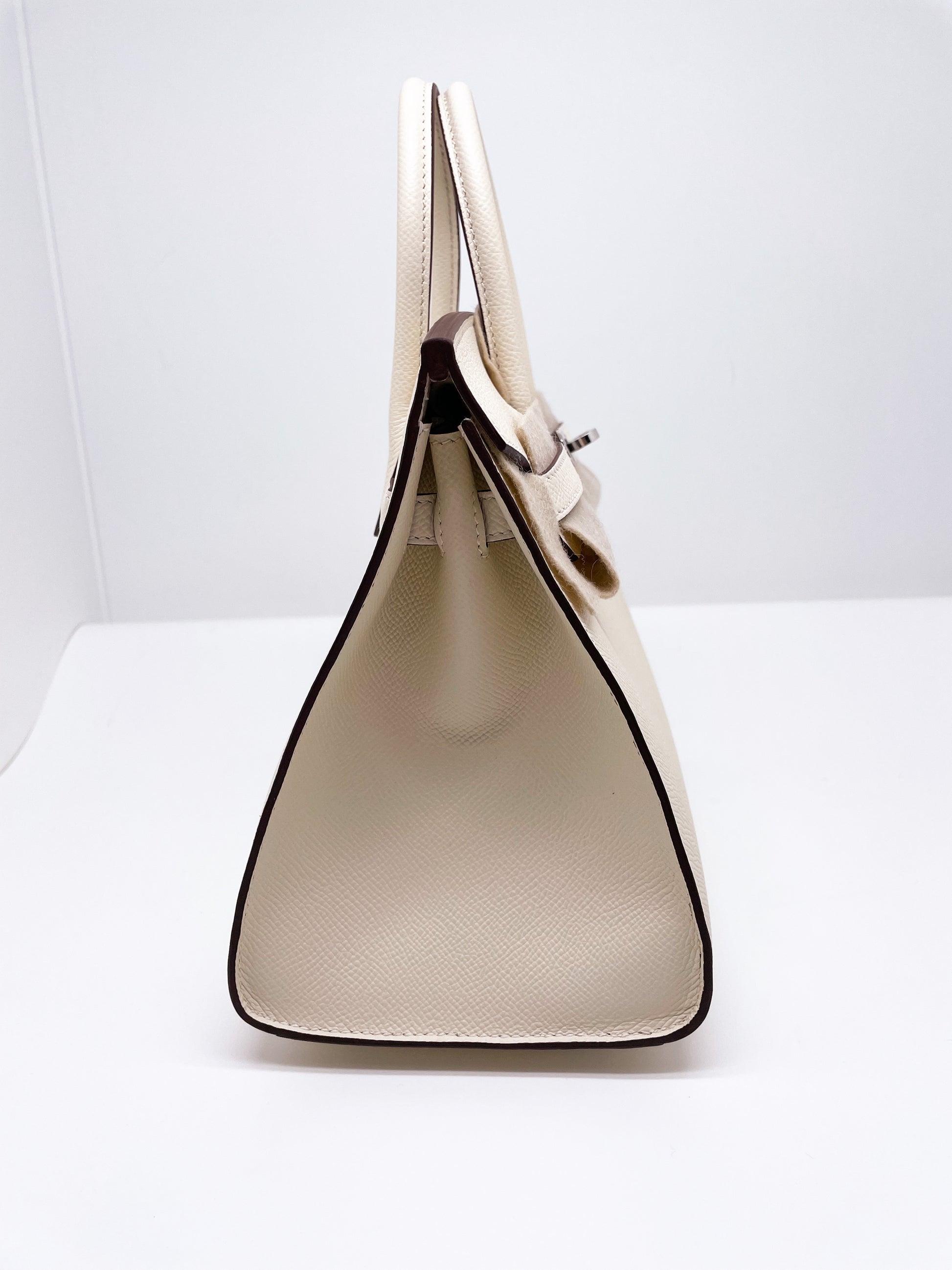 Magnifique sac Hermès Birkin sellier 25 cm en cuir de veau Epsom Nata. - Soline