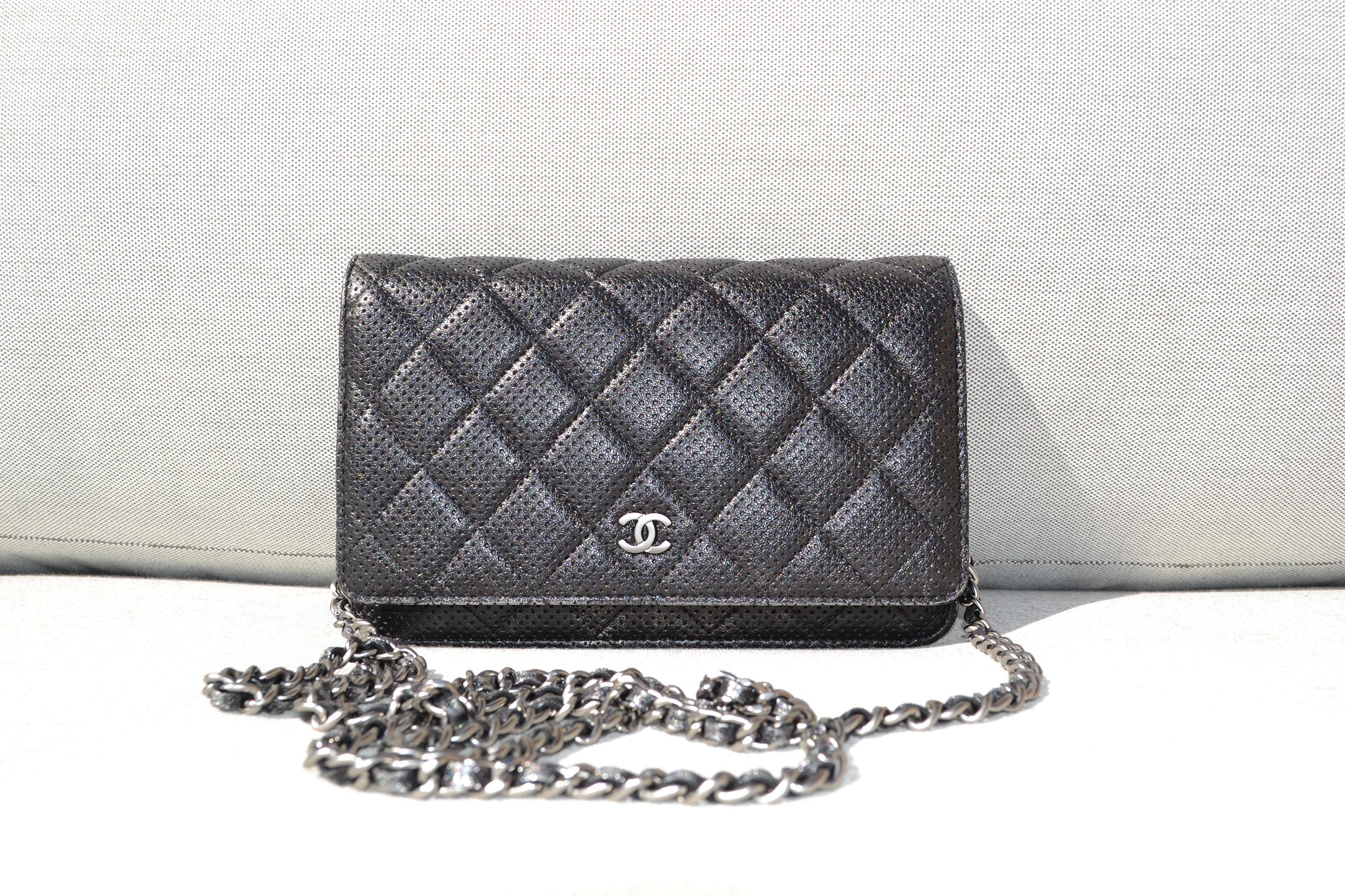 How to Authenticate a Chanel Bag? The Ultimate Guide – Soline– 2026