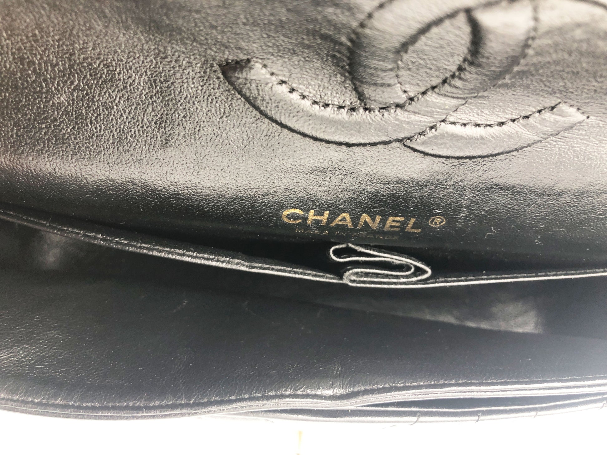 Sac Chanel Classique/Timeless medium 11.12 chevron noir