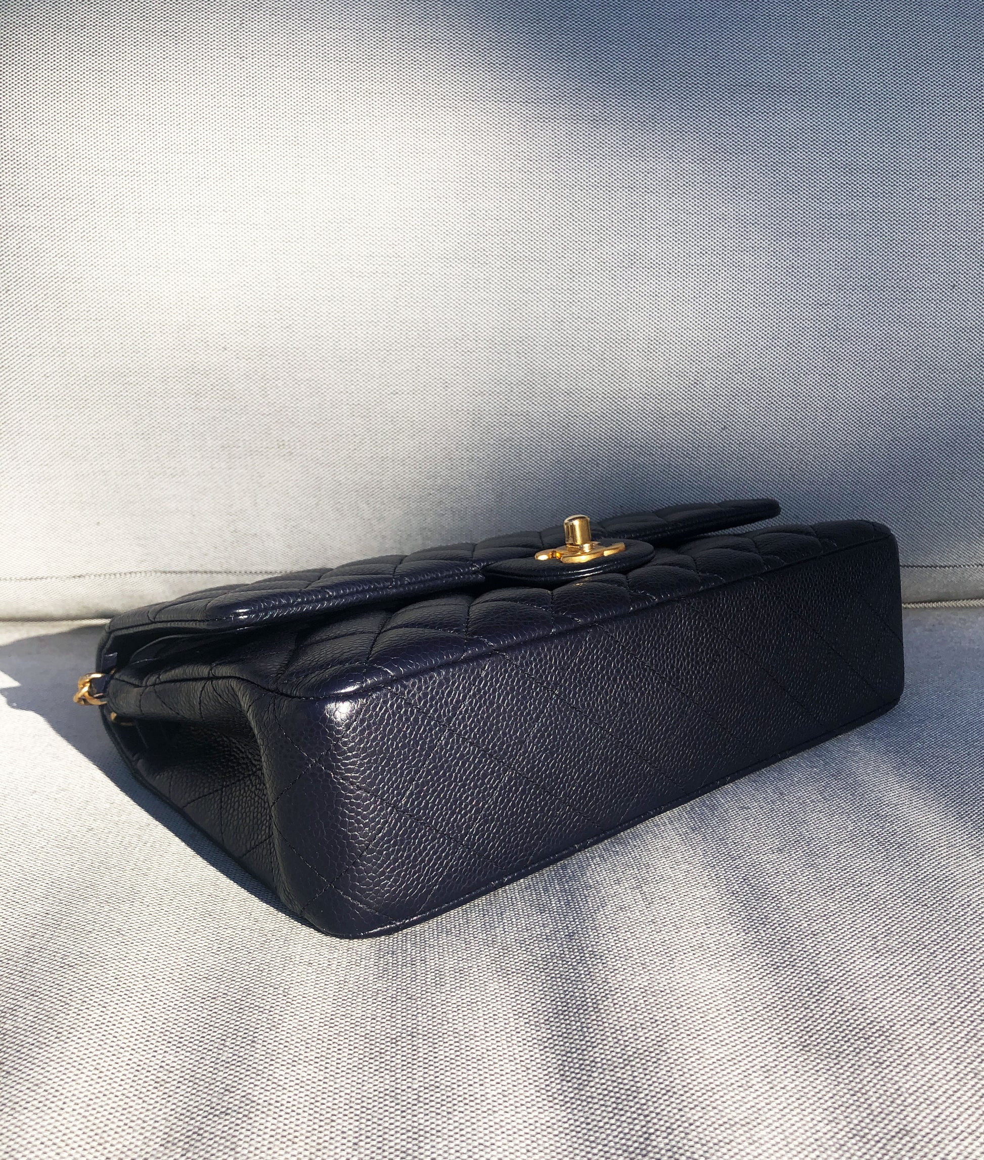 CHANEL- SAC CLASSIQUE 11.12 CAVIAR BLEU