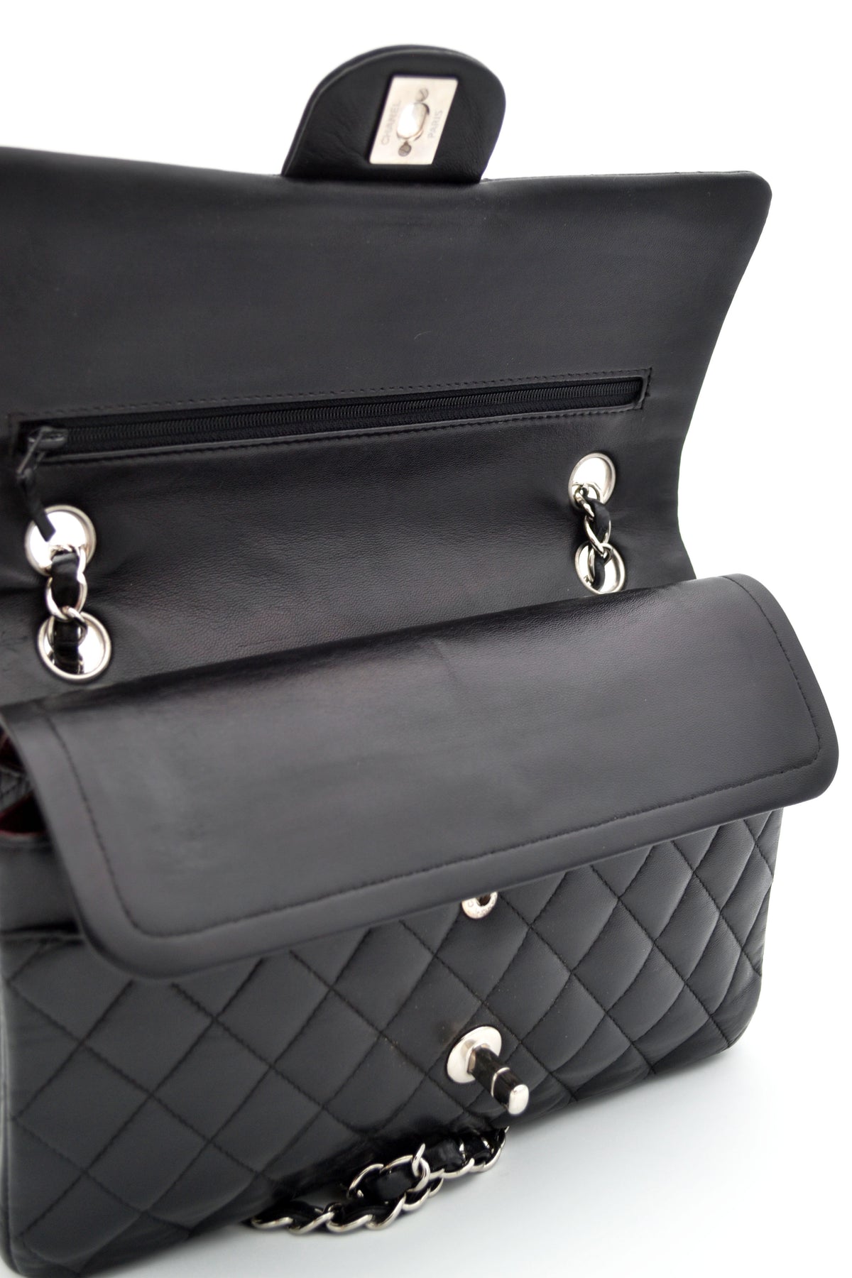 Sac Chanel noir et argente