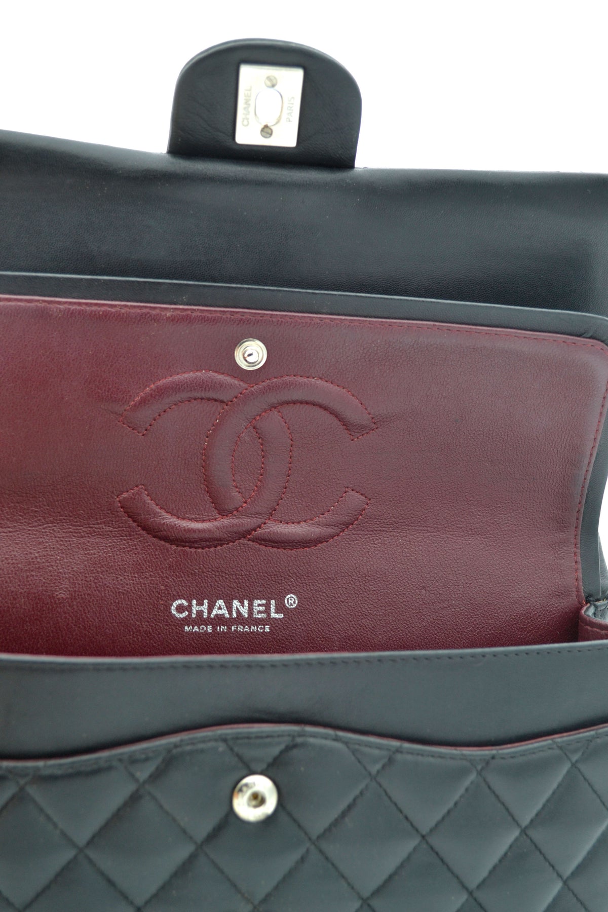 Sac Chanel noir et argente
