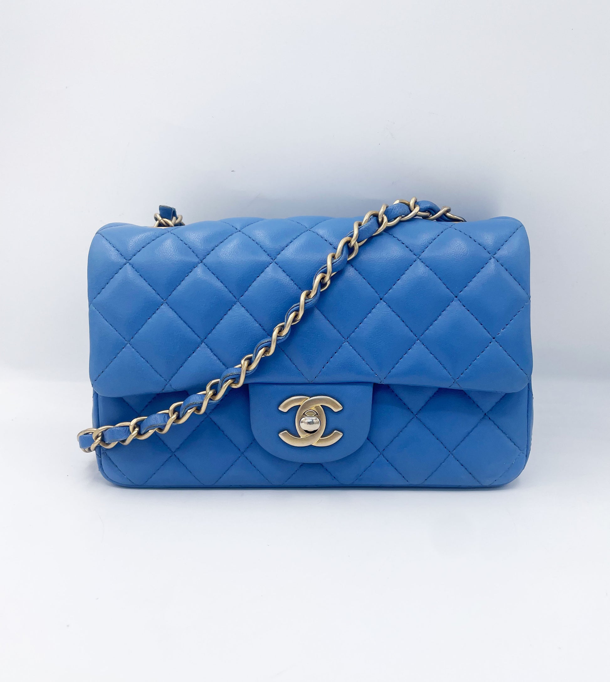 Chanel Timeless Mini Rectangulaire Agneau Bleu