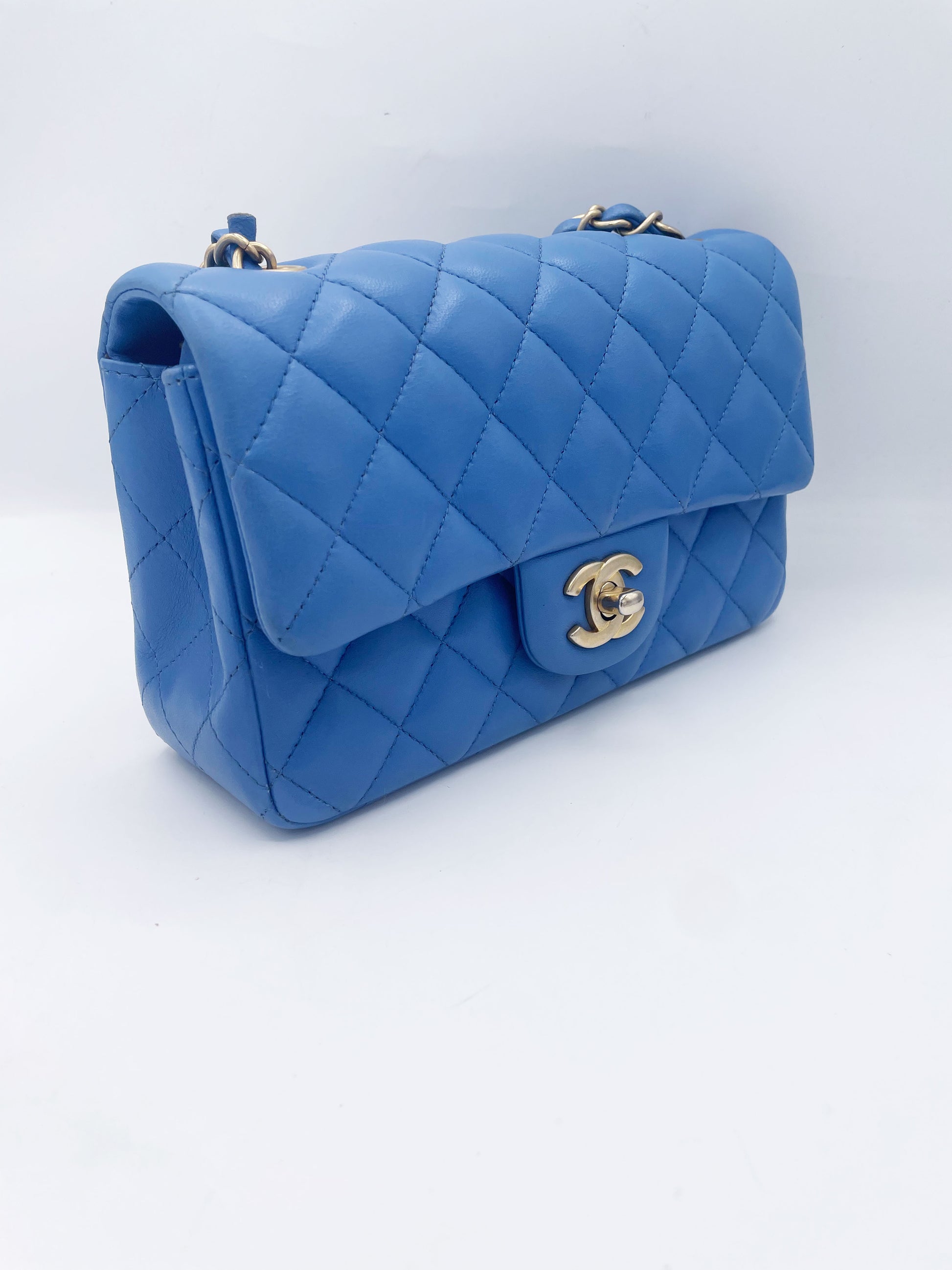 Chanel Timeless Mini Rectangulaire Agneau Bleu