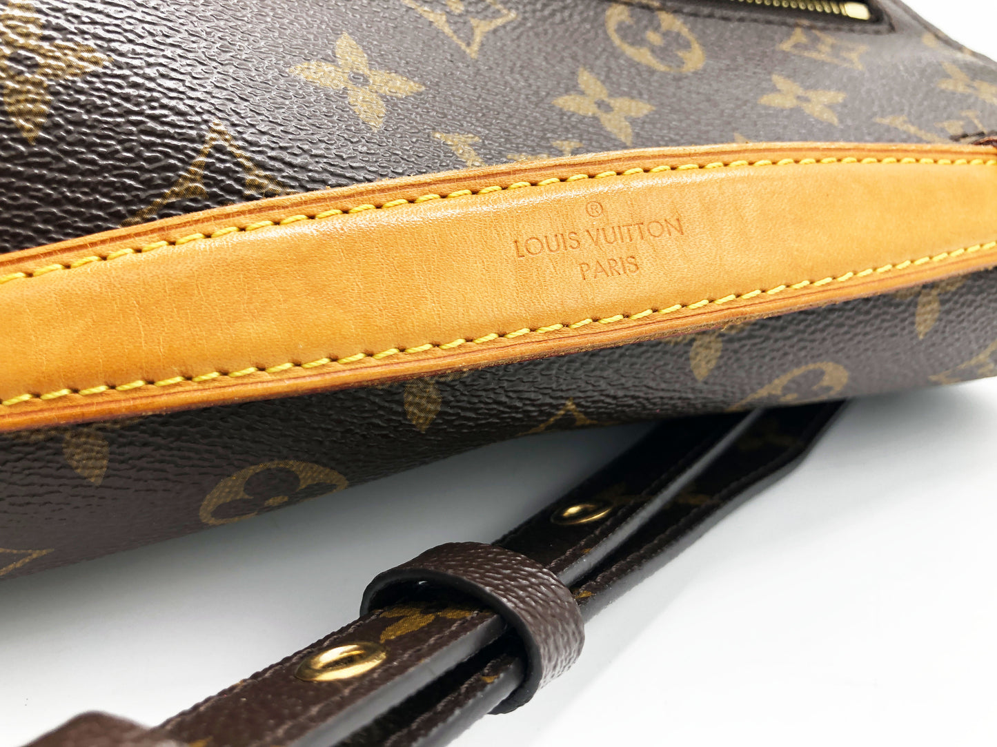 Sac à bandoulière Louis Vuitton Pochette Métis en toile monogramme