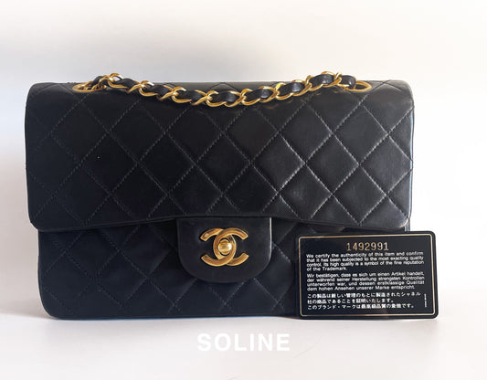 Sac à main Chanel Timeless en double rabat cuir noir 23 cm plaqué or - Soline