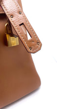 Load image into Gallery viewer, Sac Hermès Kelly 32 cm en  cuir courchevel gold

