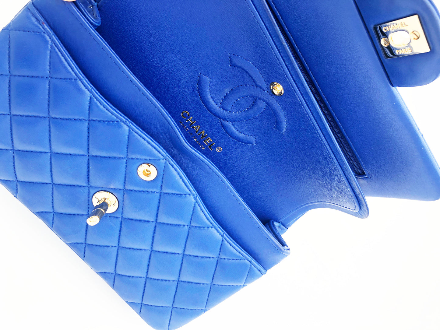 Chanel sac à main timeless / classique en cuir lisse bleu