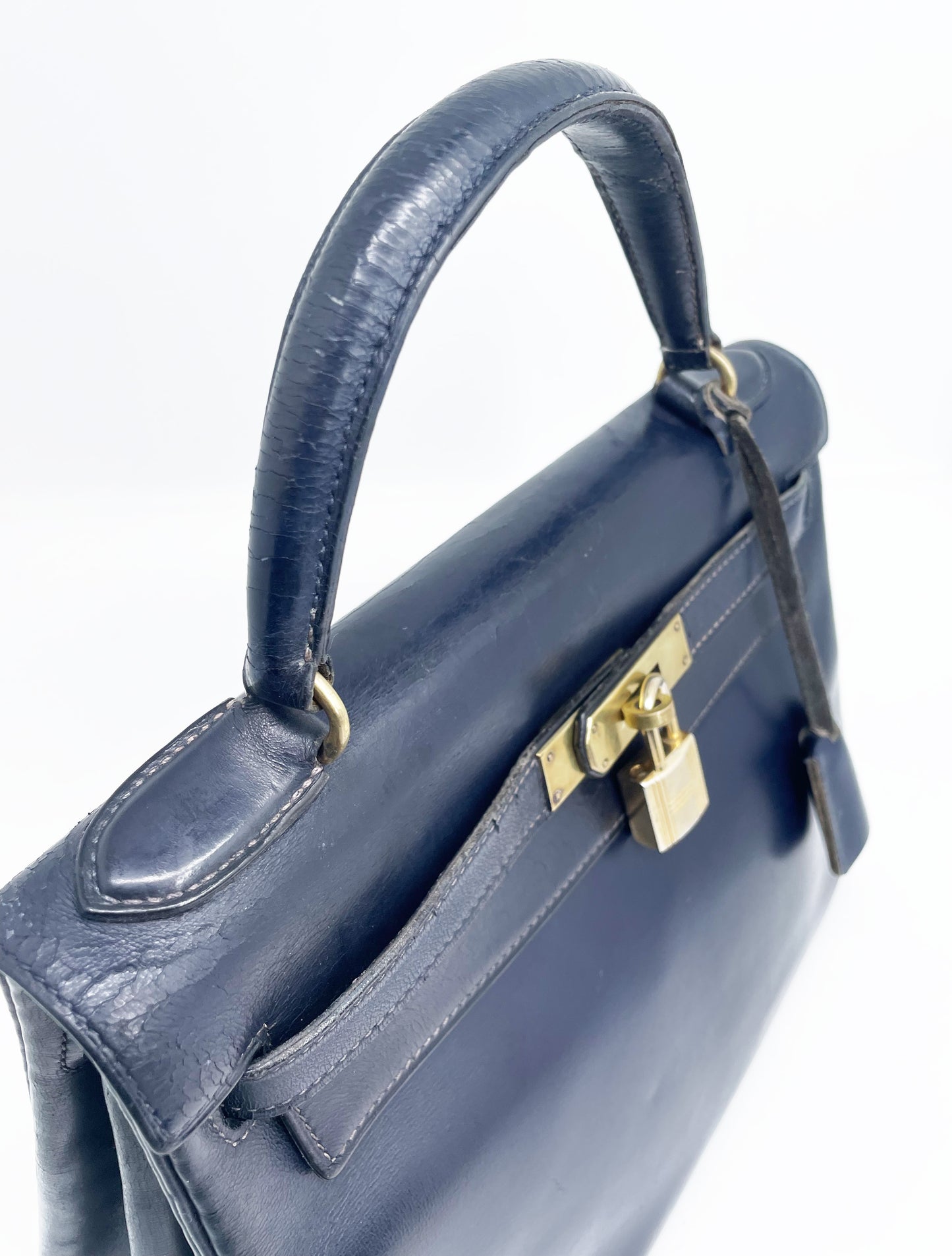 Sac Vintage Hermès Kelly 28 bleu marine en cuir de box
