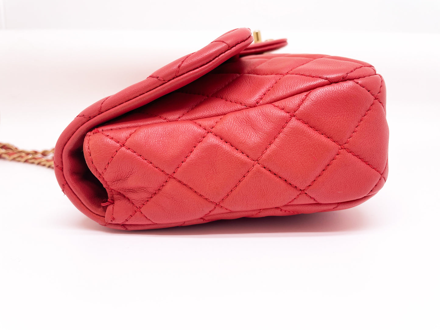 Magnifique Sac CHANEL en cuir Valentine Charm Strap Limited Edition Simple Rabat en rose