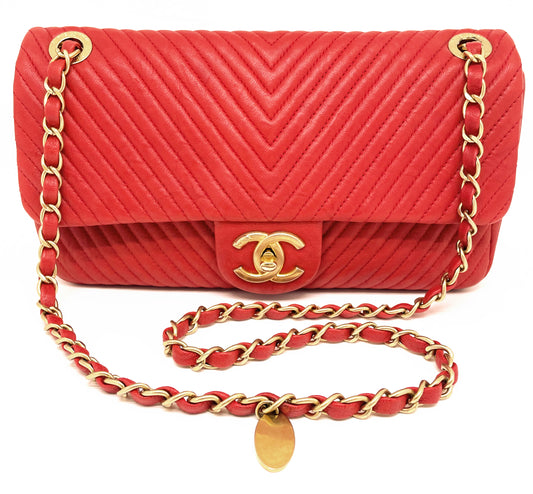 Superbe Sac Chanel Classique  27 cm en cuir et motif Chevron Rouge - Soline