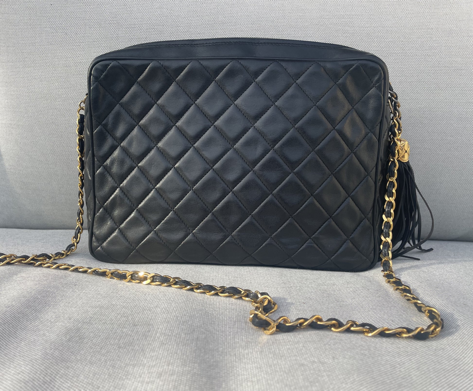 Sac Chanel Caméra 28 cm Vintage cuir noir - Soline