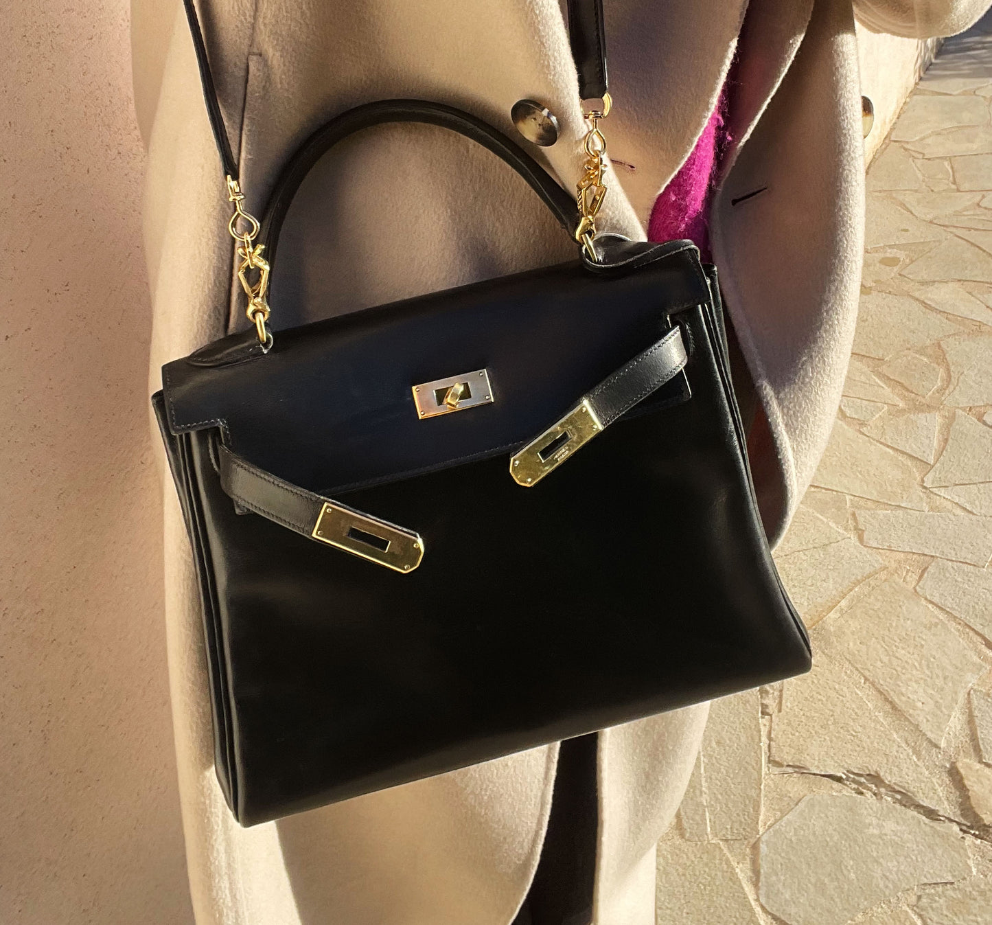 Sac Hermès kelly cuir de box noir 28 cm