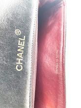 Charger l&#39;image dans la galerie, Sac à Main Chanel Mini Timeless noir en cuir matelasse
