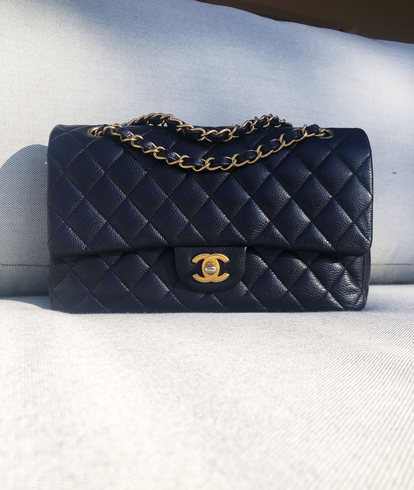 Sac Chanel classique 11.12 en Veau grainé & métal doré Bleu 