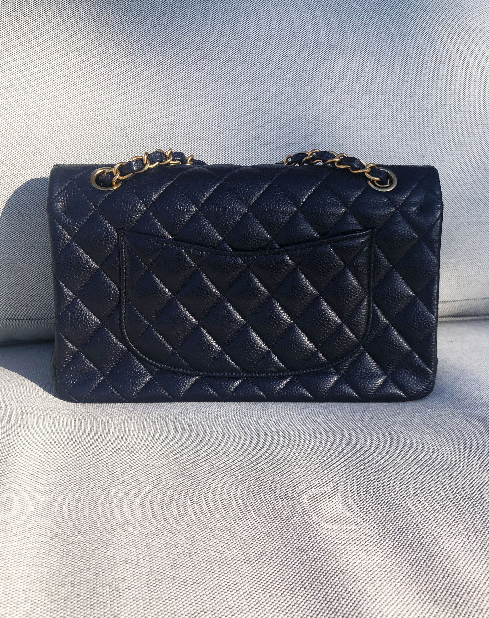 Sac Chanel classique 11.12 en Veau grainé & métal doré Bleu 